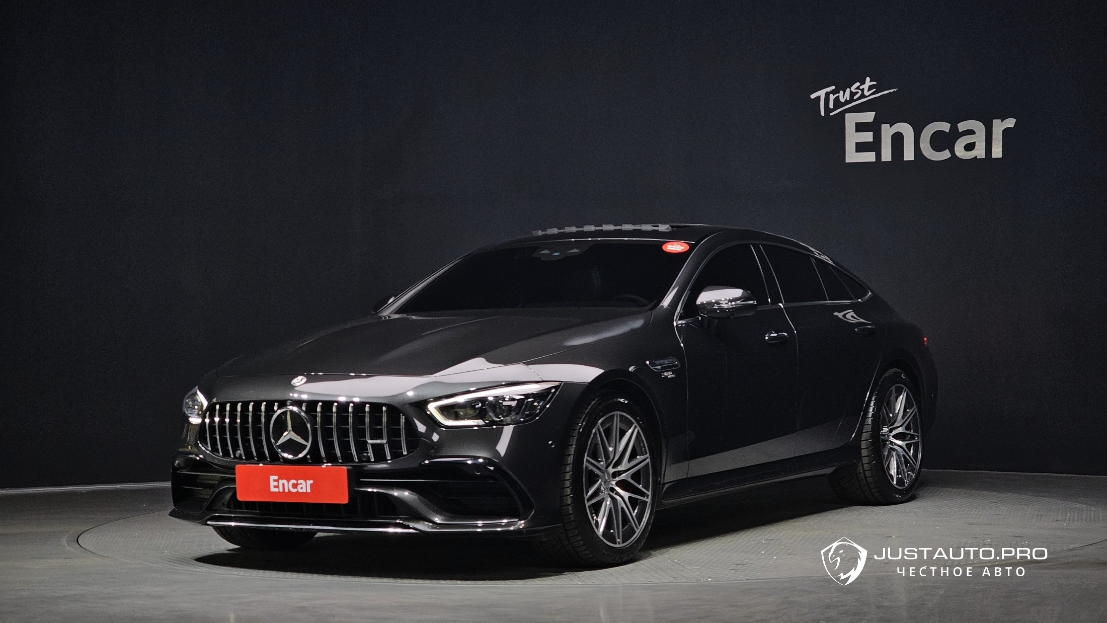 Автомобиль Mercedes-Benz AMG GT