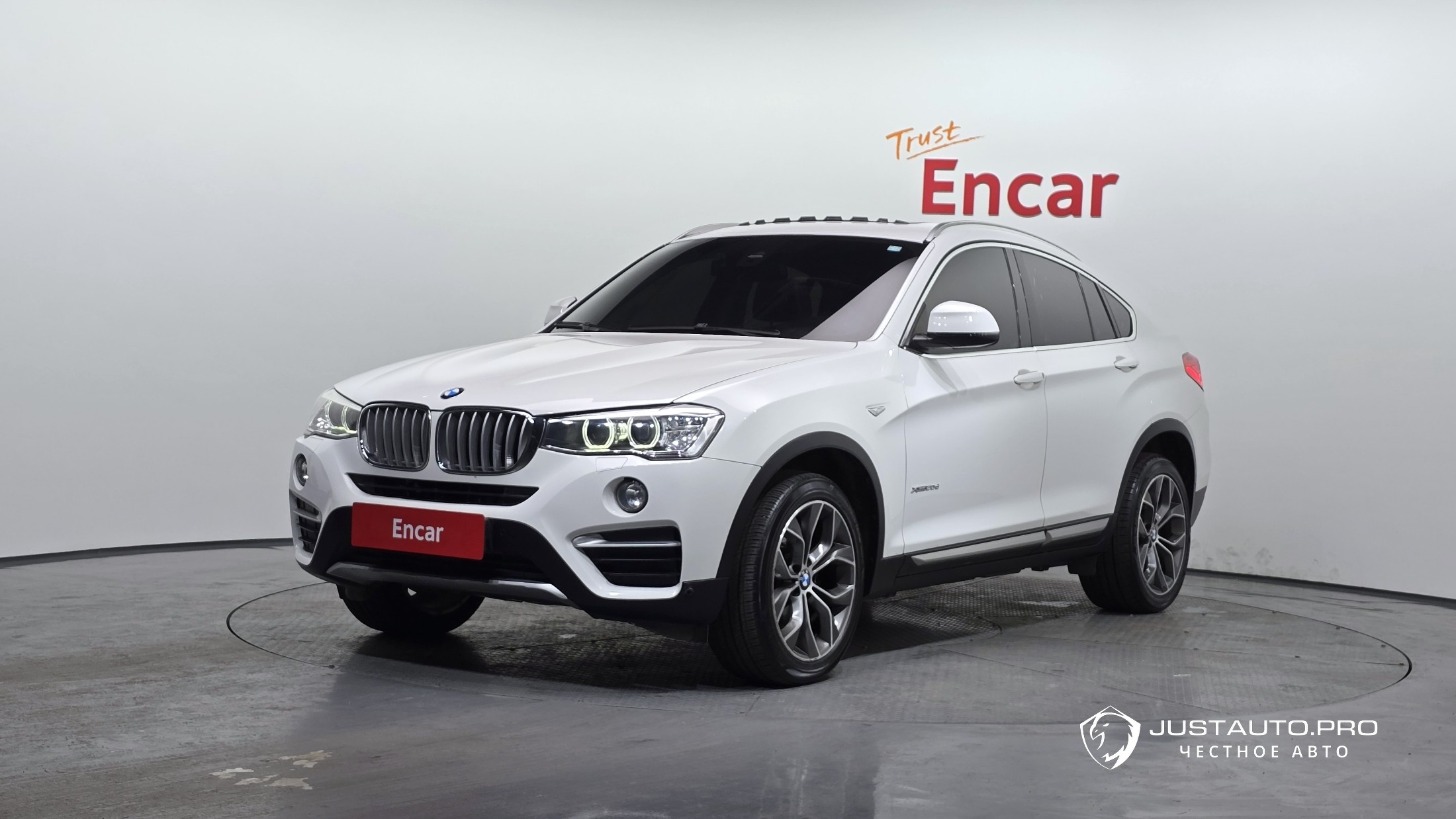 Автомобиль BMW X4