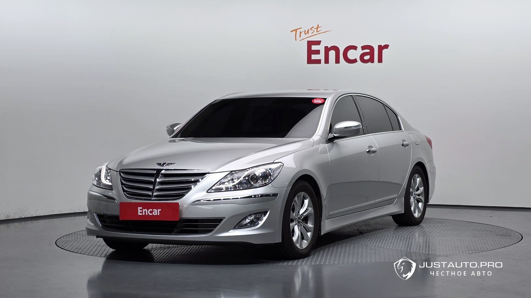 Автомобиль Hyundai Genesis