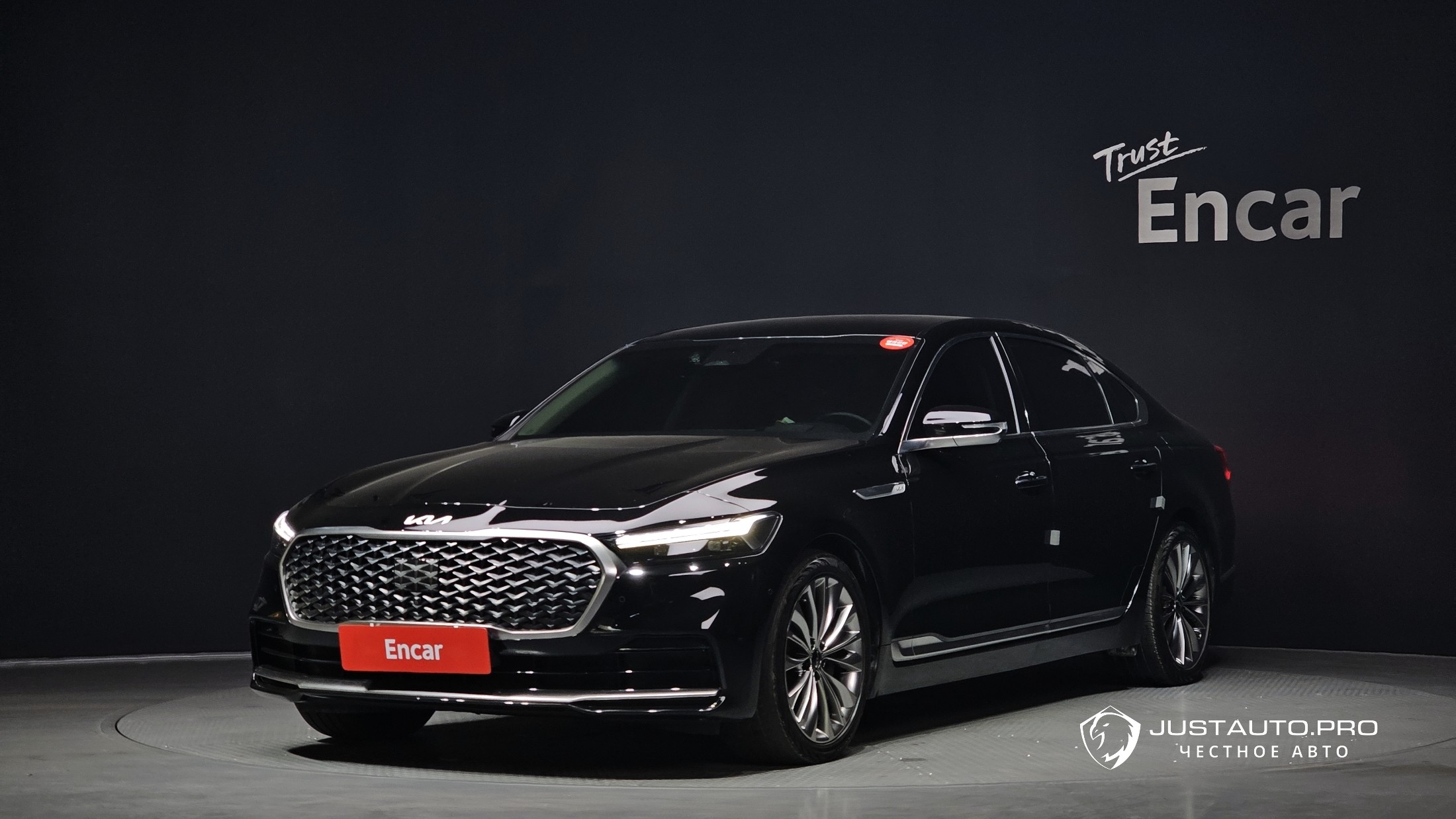 Автомобиль Kia K9