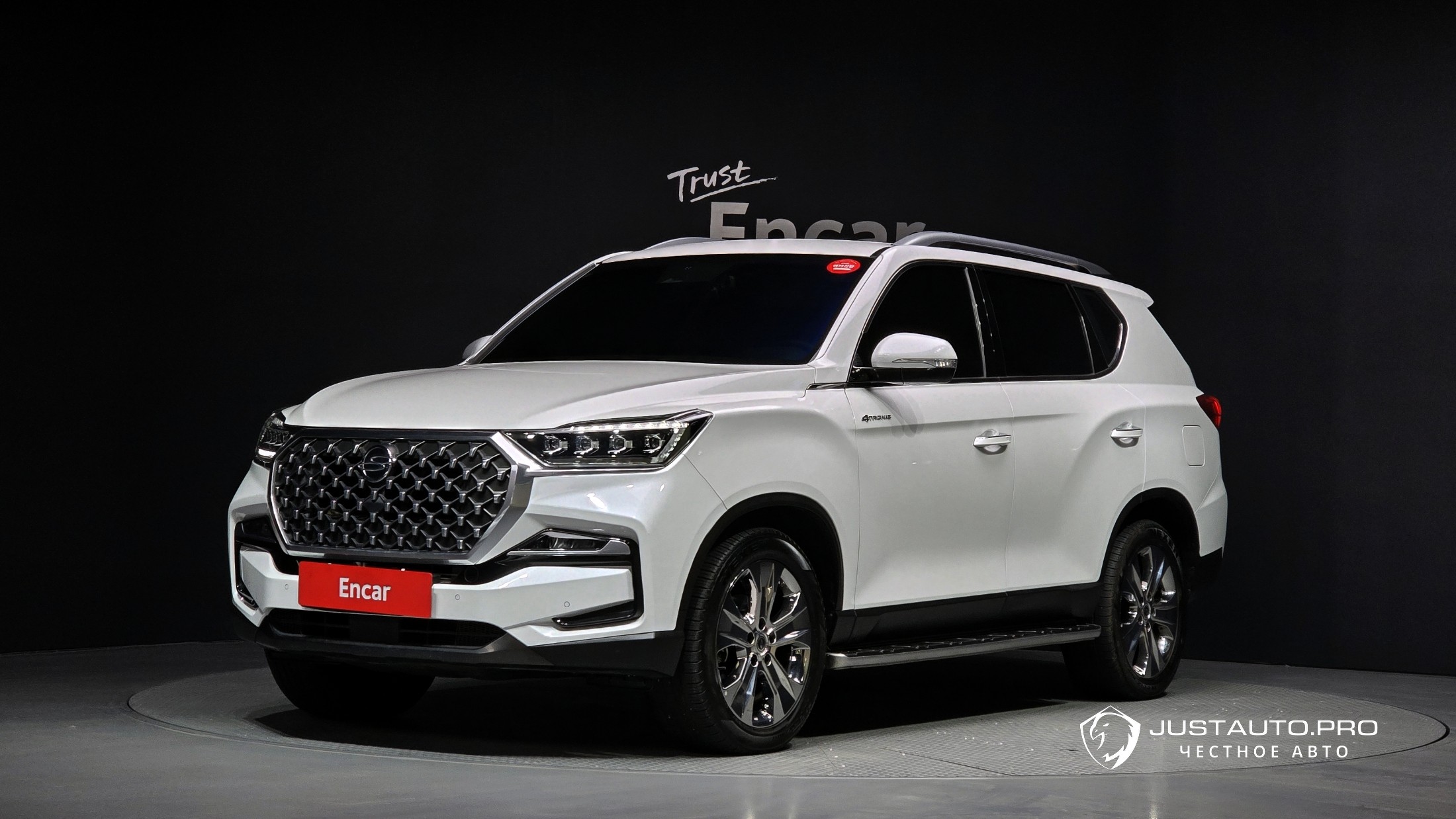 Автомобиль KG_Mobility_Ssangyong Rexton