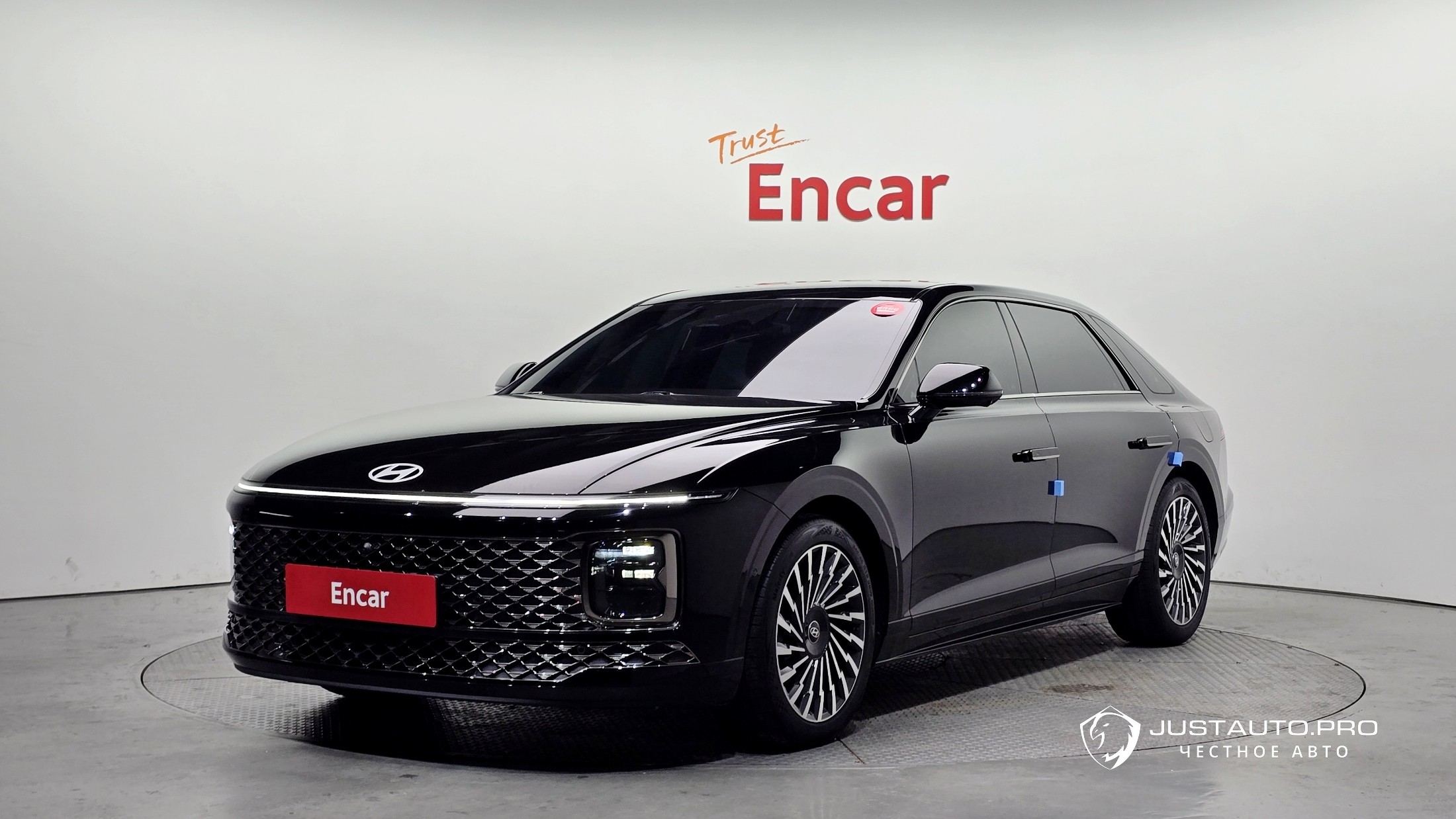 Автомобиль Hyundai Grandeur