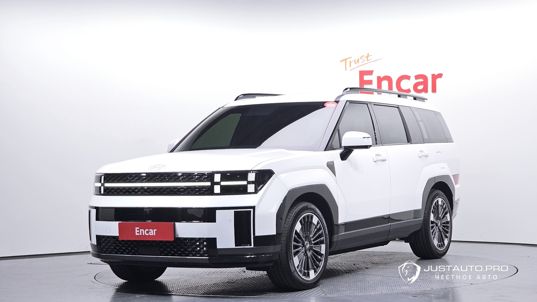 Автомобиль Hyundai Santafe