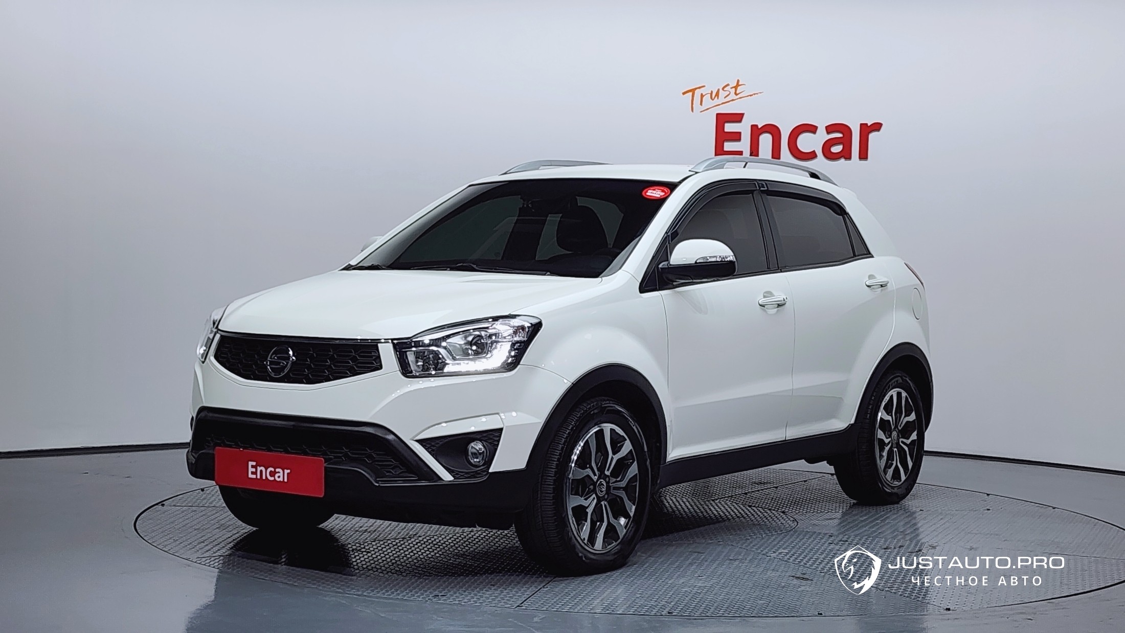 Автомобиль KG_Mobility_Ssangyong KORANDO