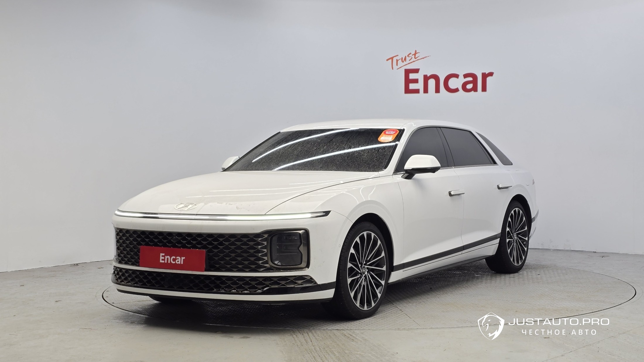 Автомобиль Hyundai Grandeur