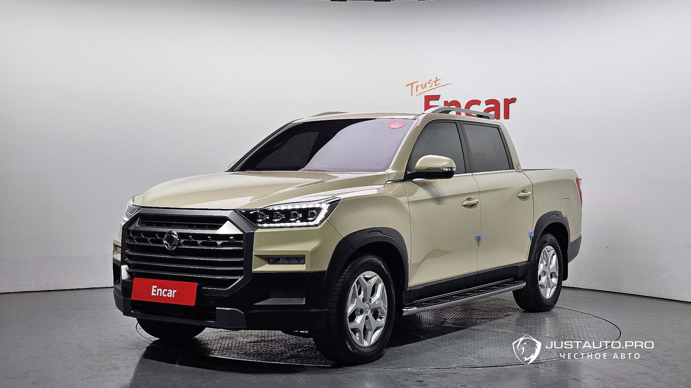 Автомобиль KG_Mobility_Ssangyong Rexton