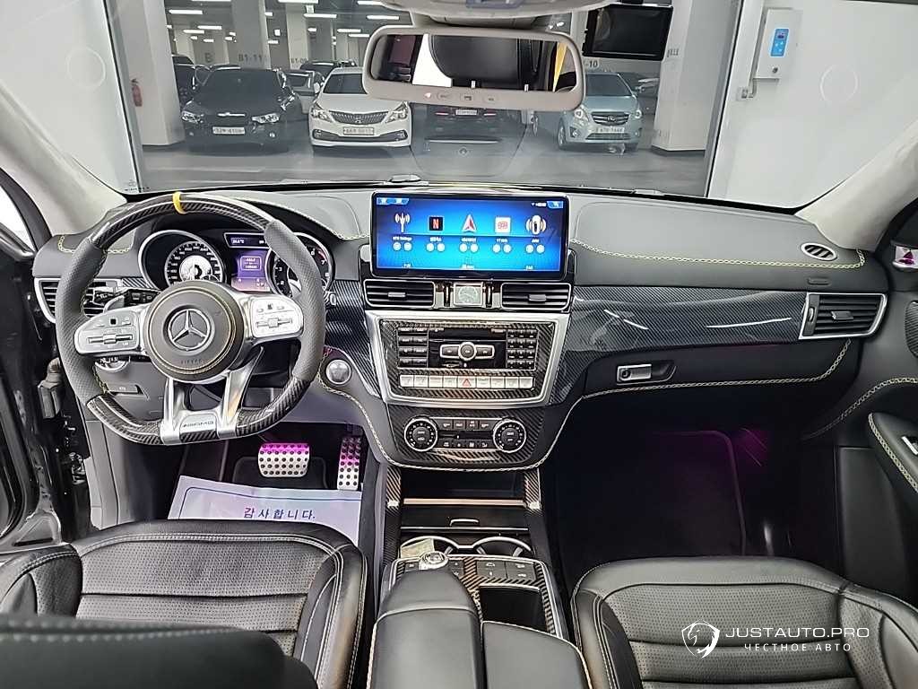 Автомобиль Mercedes-Benz M-class