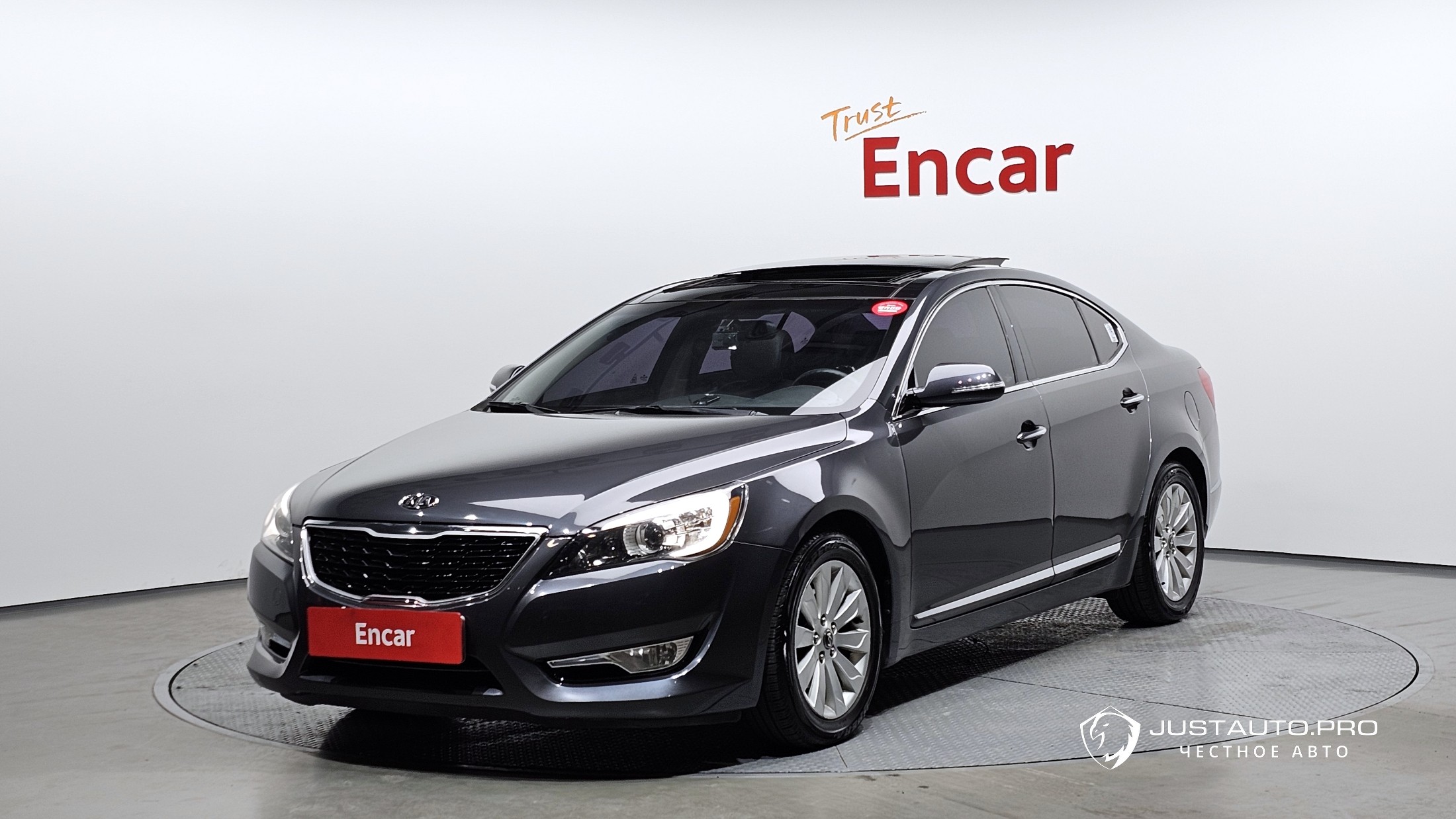 Автомобиль Kia K7