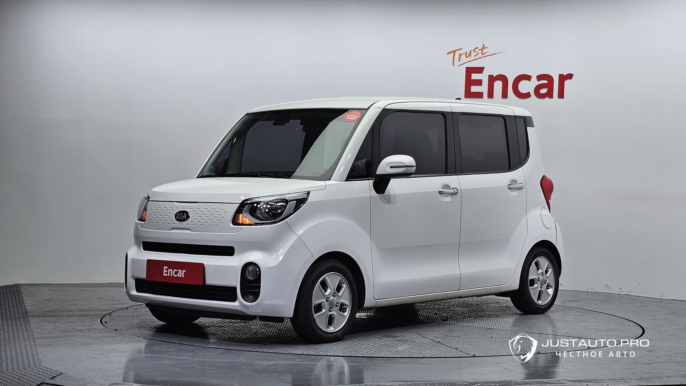 Автомобиль Kia RAY