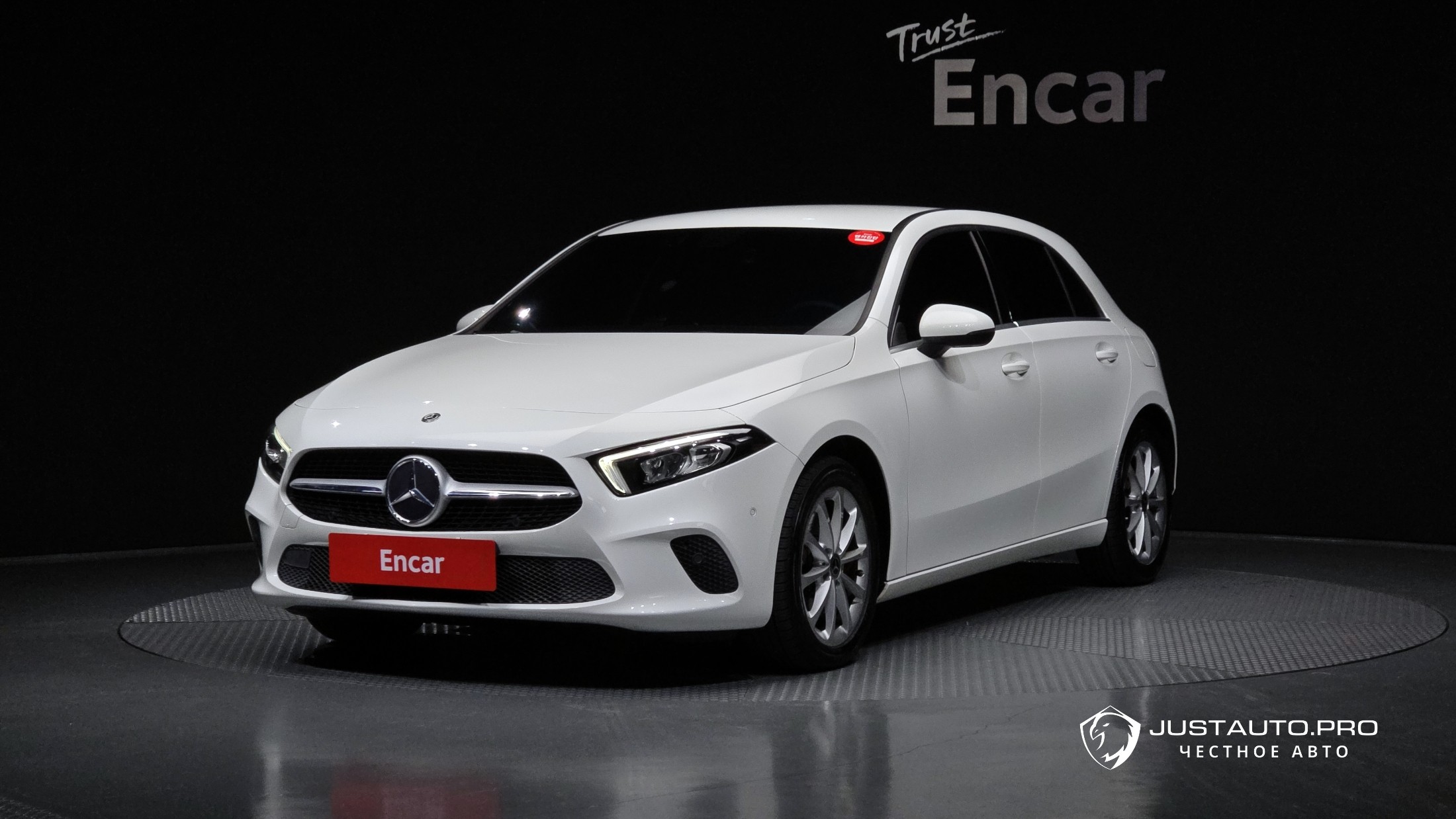 Автомобиль Mercedes-Benz A-Class