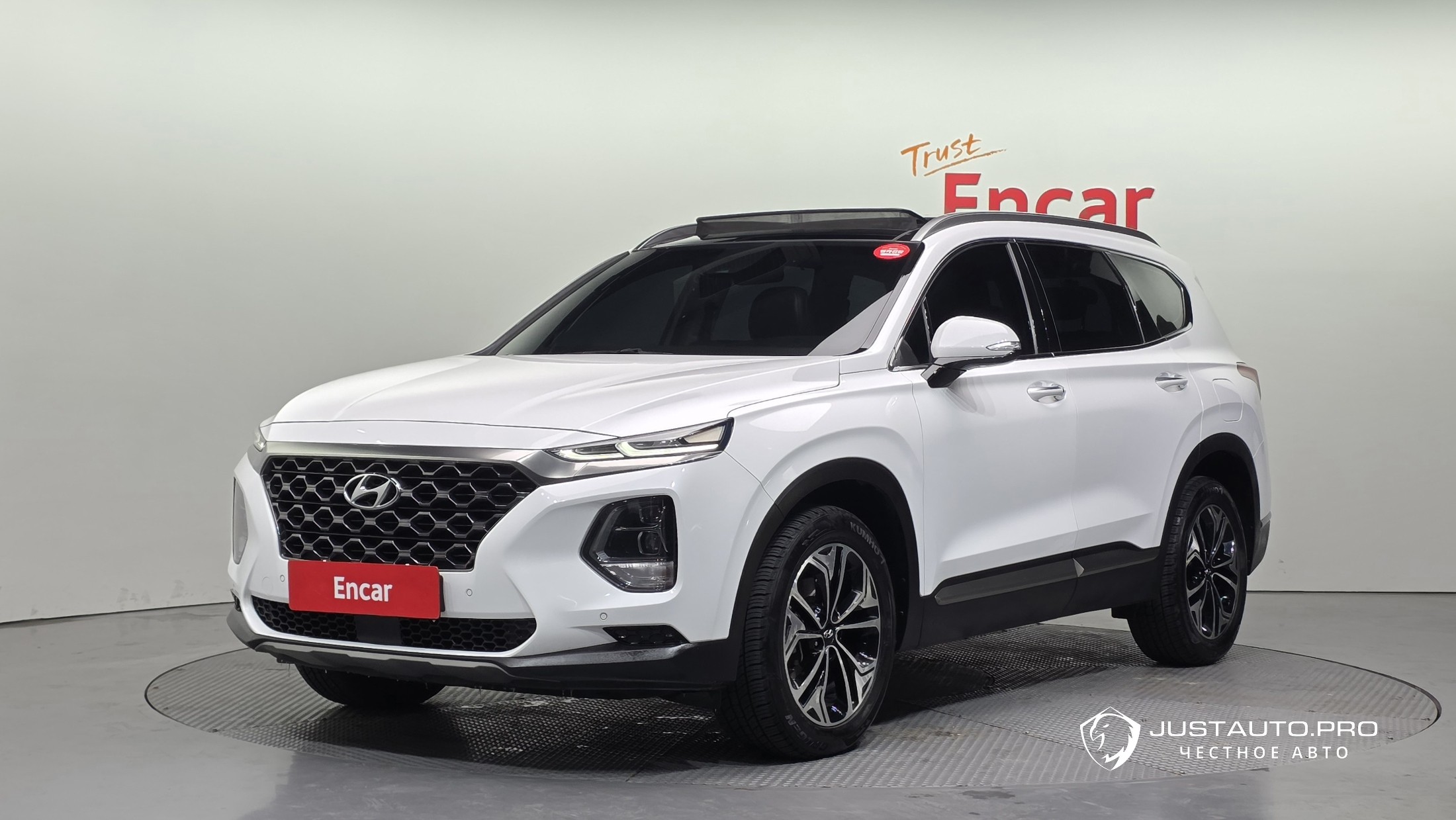 Автомобиль Hyundai Santafe