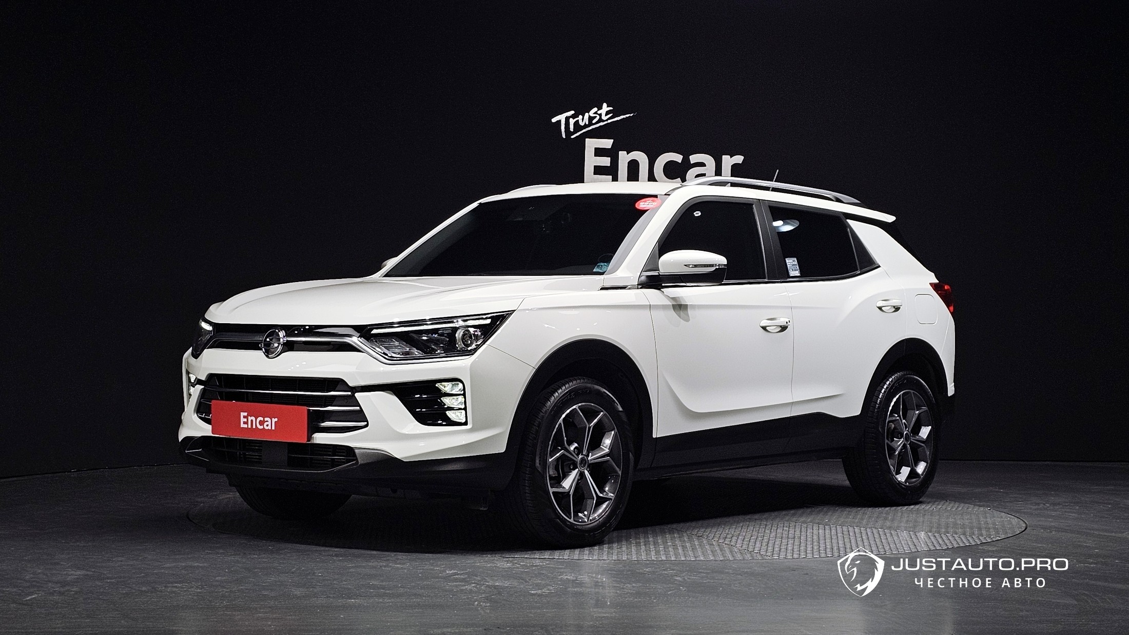 Автомобиль KG_Mobility_Ssangyong KORANDO