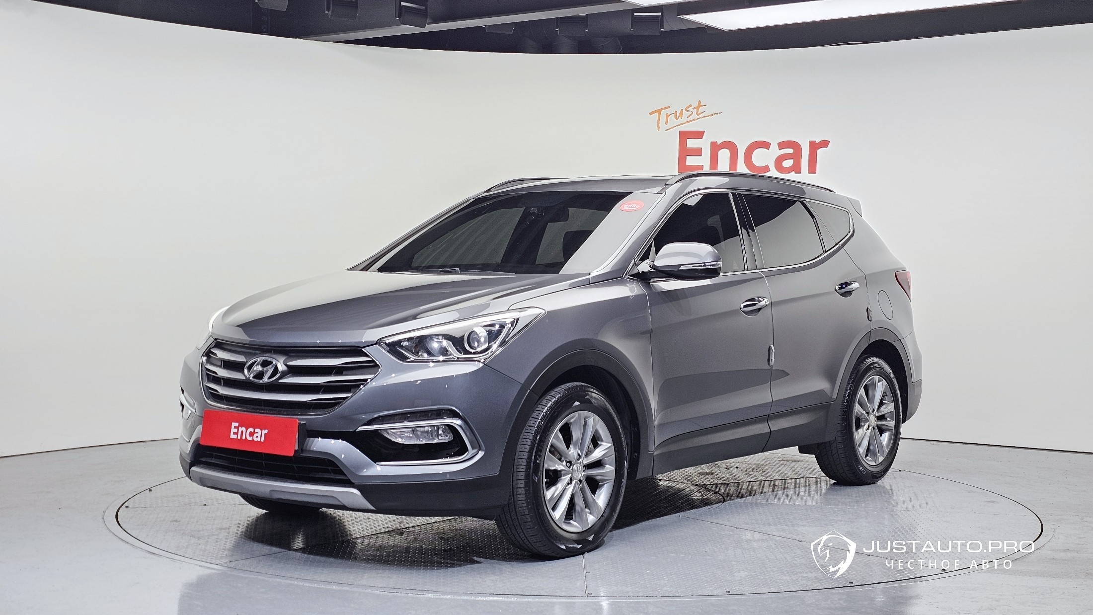 Автомобиль Hyundai Santafe
