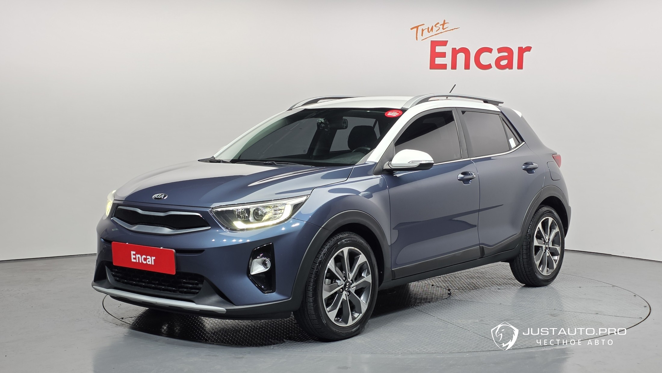 Автомобиль Kia Stonic