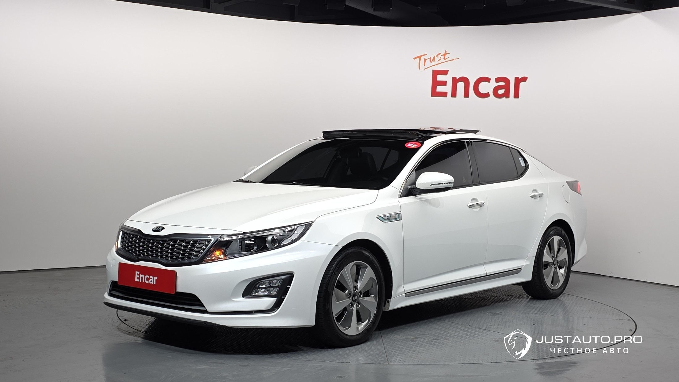Автомобиль Kia K5