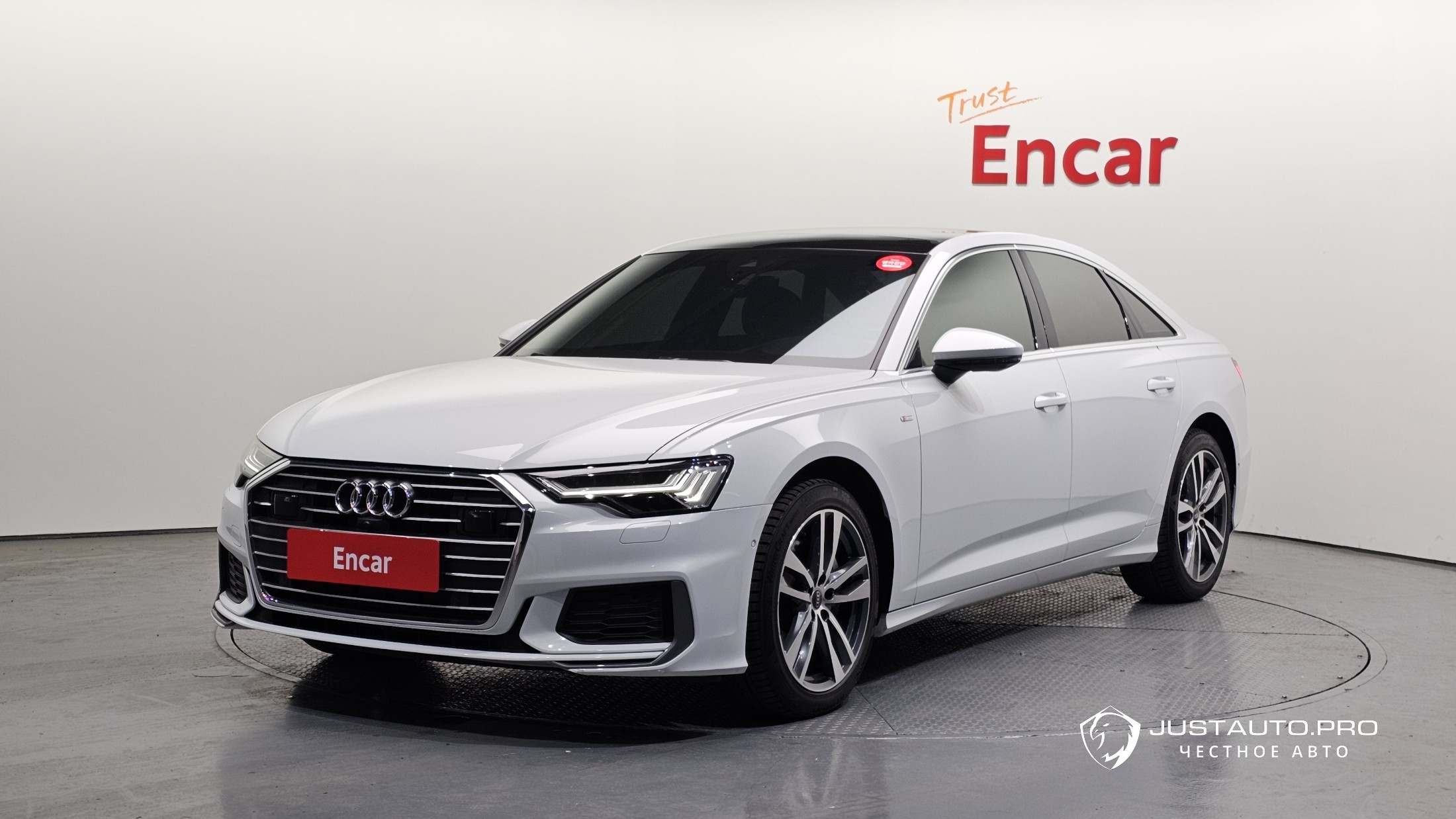 Автомобиль Audi A6