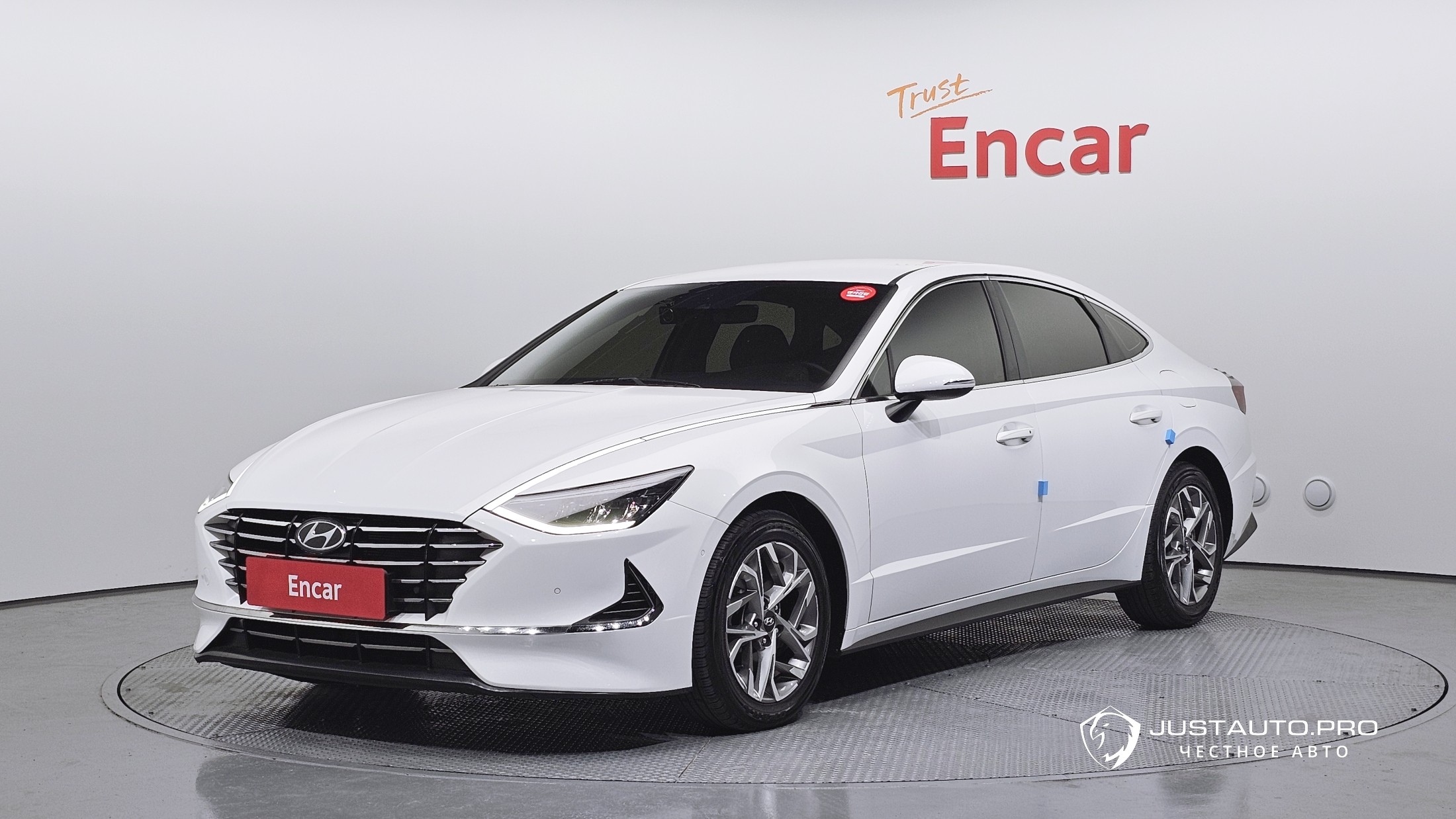 Автомобиль Hyundai Sonata