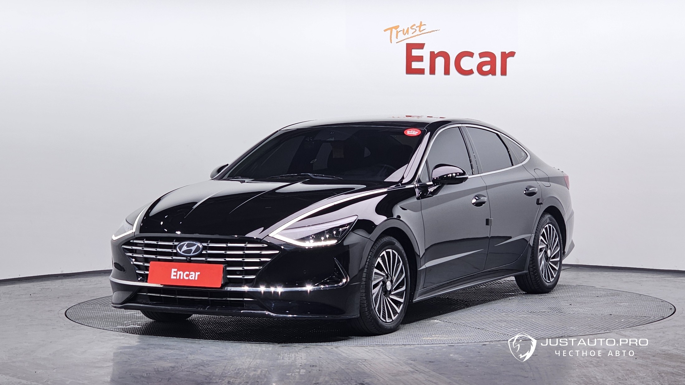 Автомобиль Hyundai Sonata