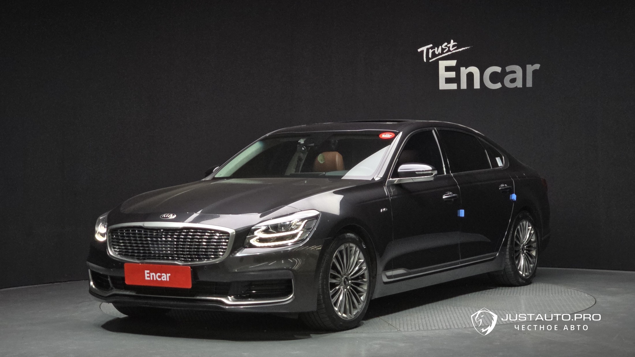 Автомобиль Kia K9