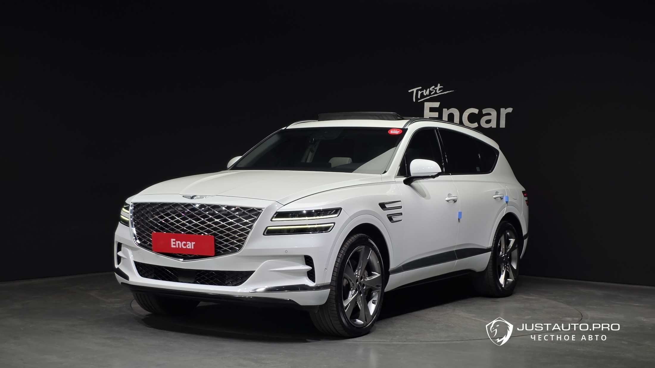 Автомобиль Genesis GV80