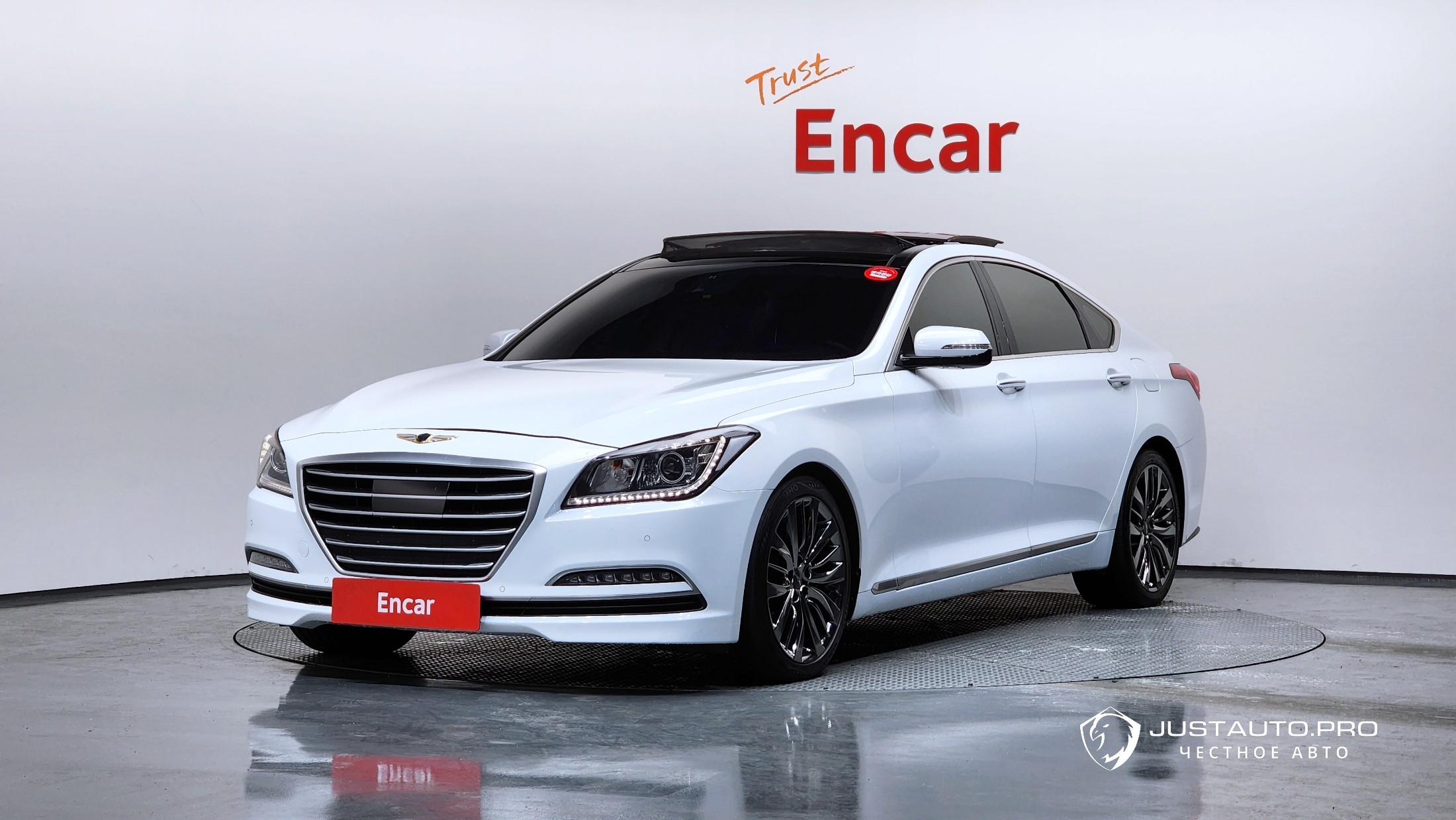 Автомобиль Hyundai Genesis