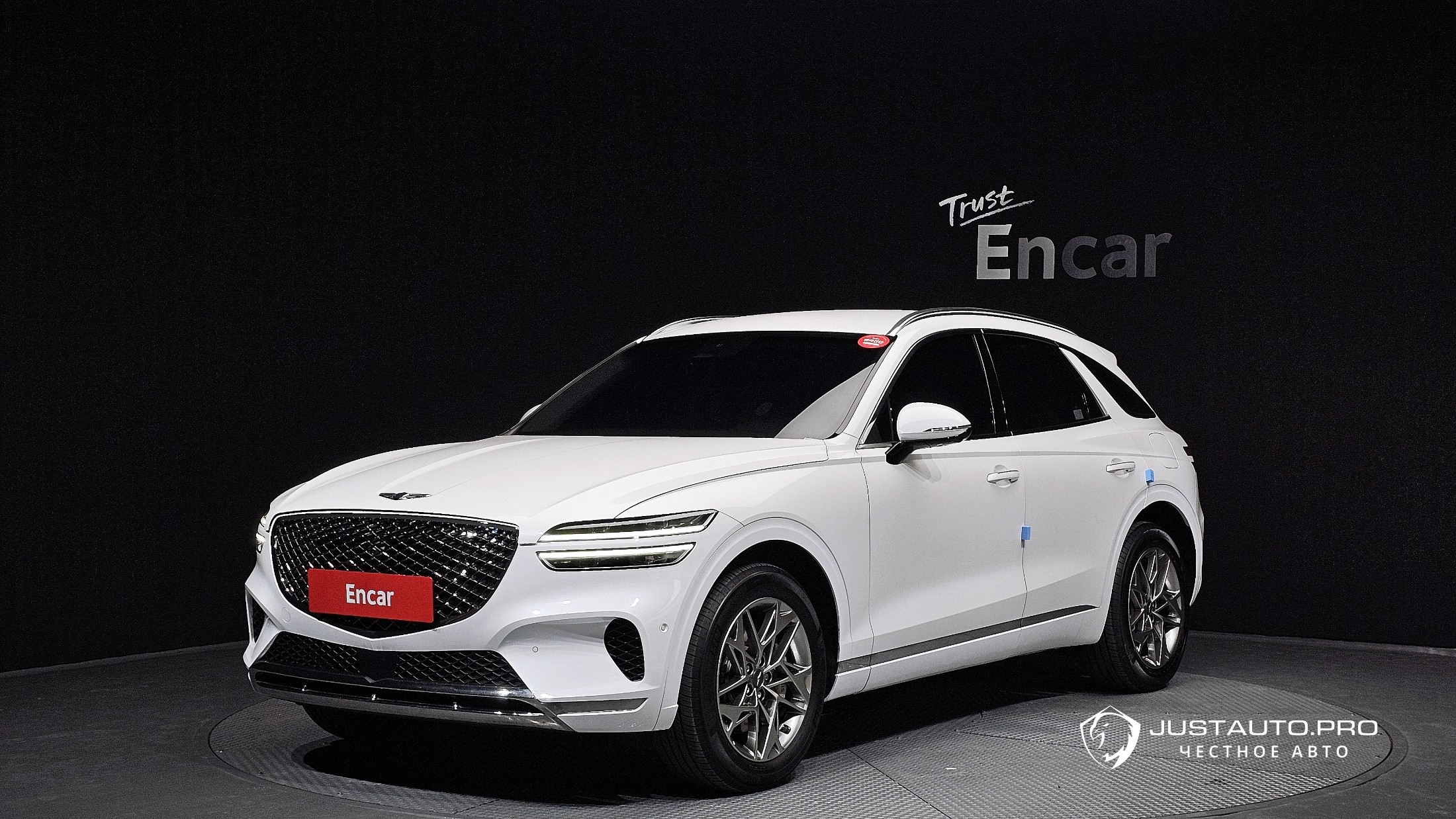 Автомобиль Genesis GV70