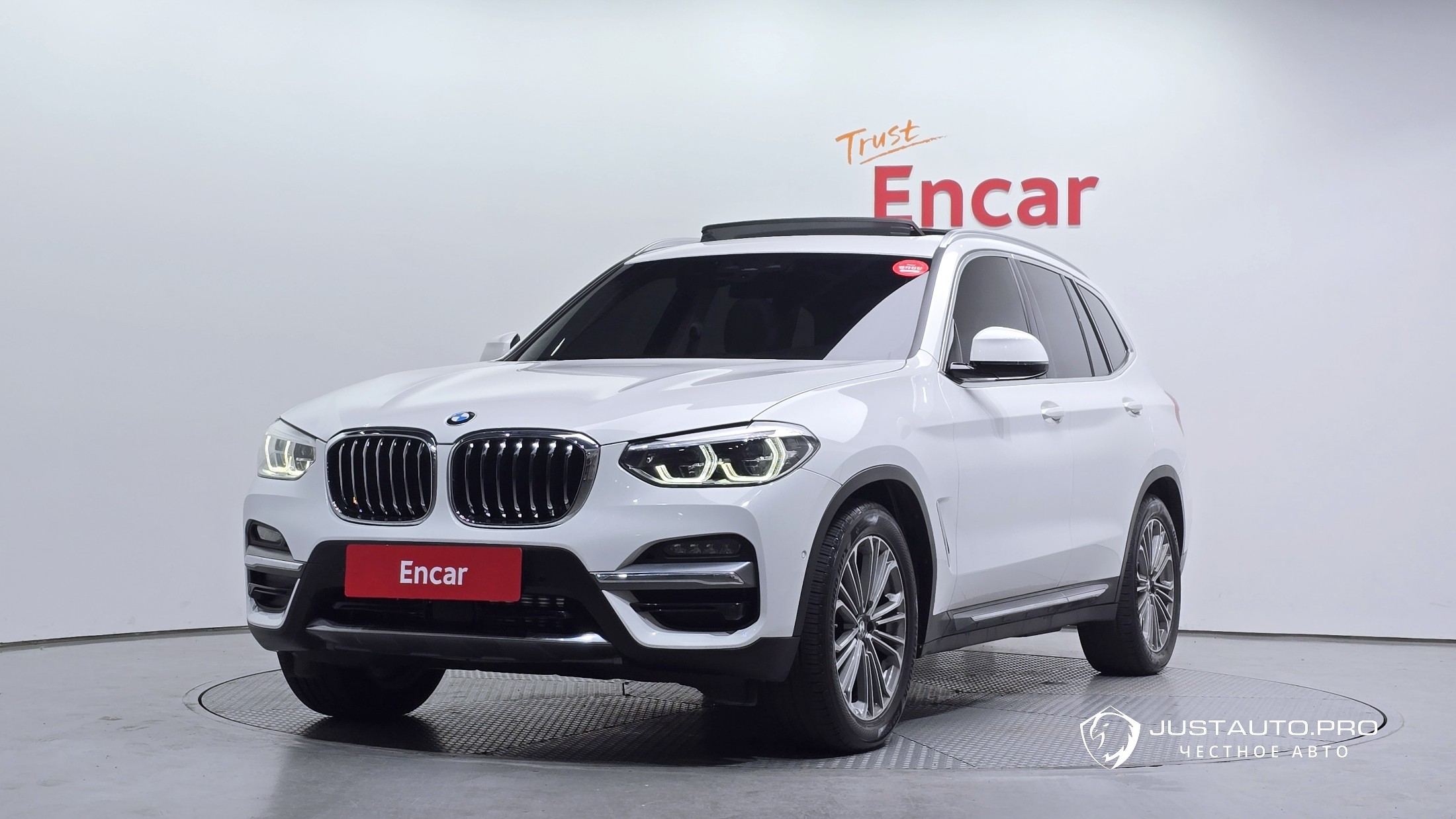 Автомобиль BMW X3