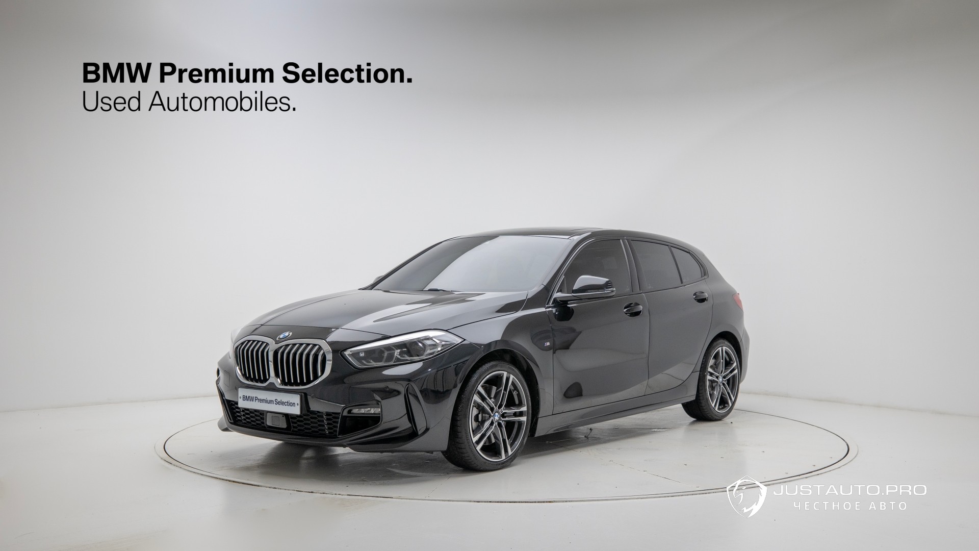 Автомобиль BMW 1-Series