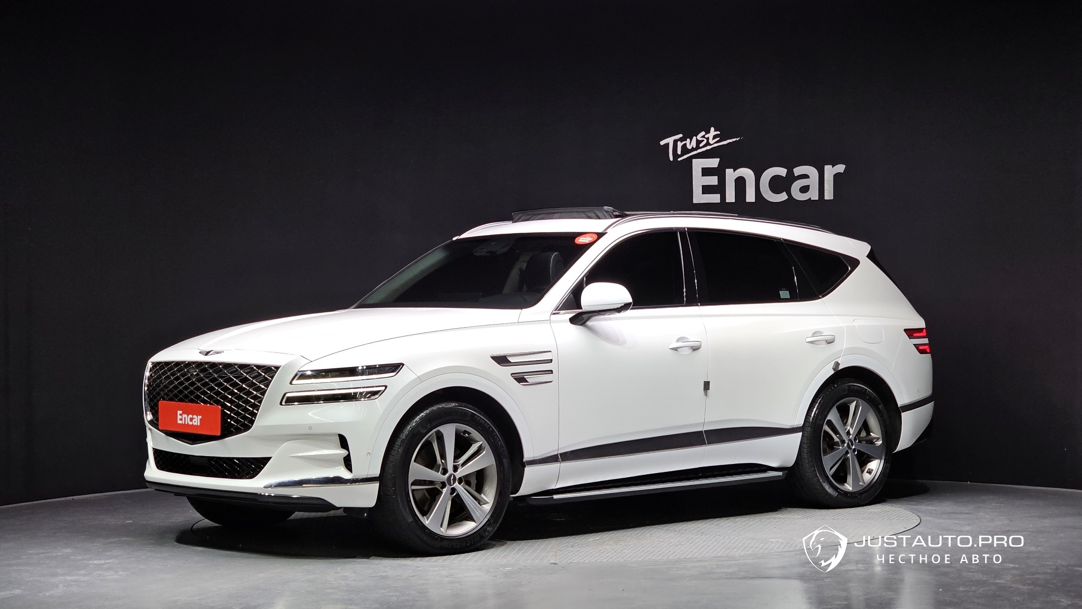 Автомобиль Genesis GV80