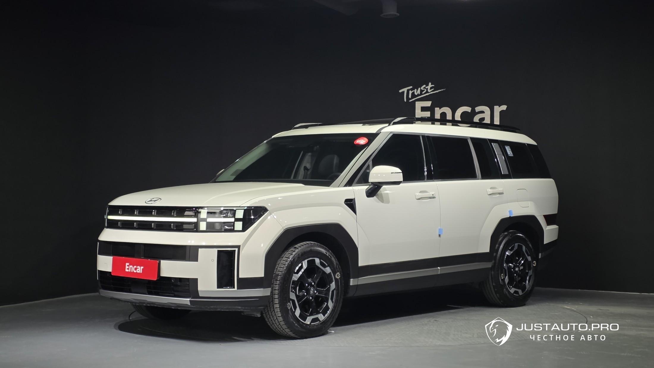 Автомобиль Hyundai Santafe