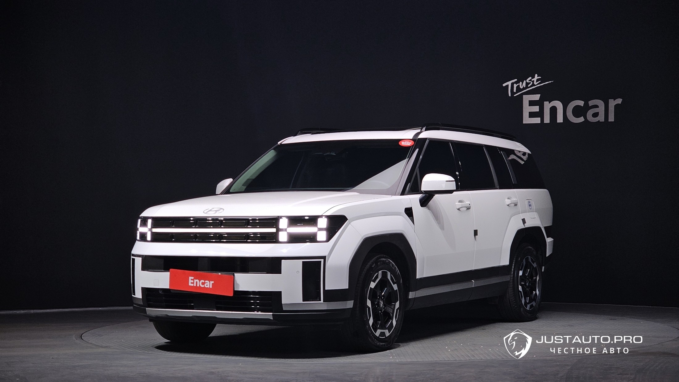 Автомобиль Hyundai Santafe