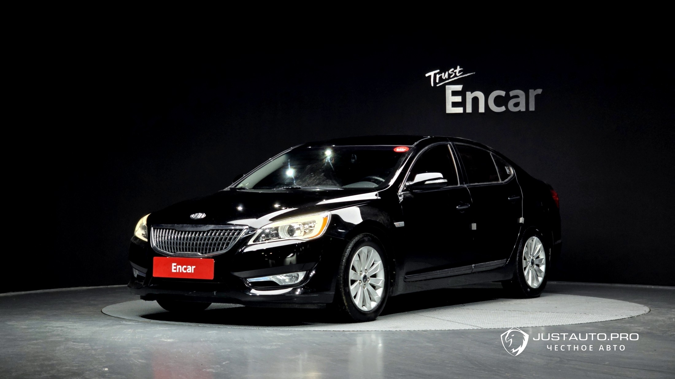 Автомобиль Kia K7