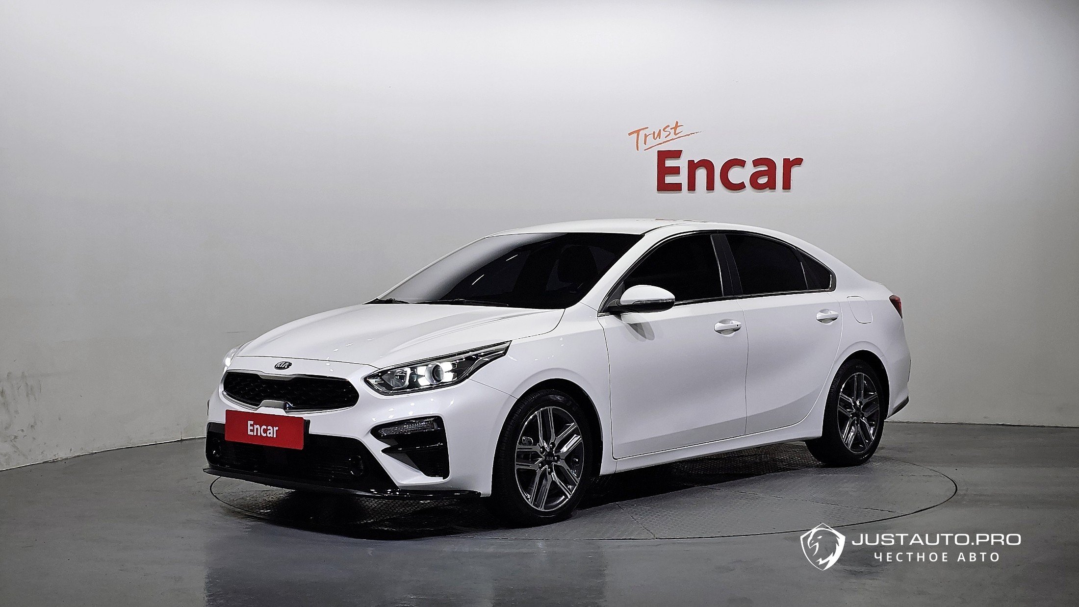 Автомобиль Kia K3