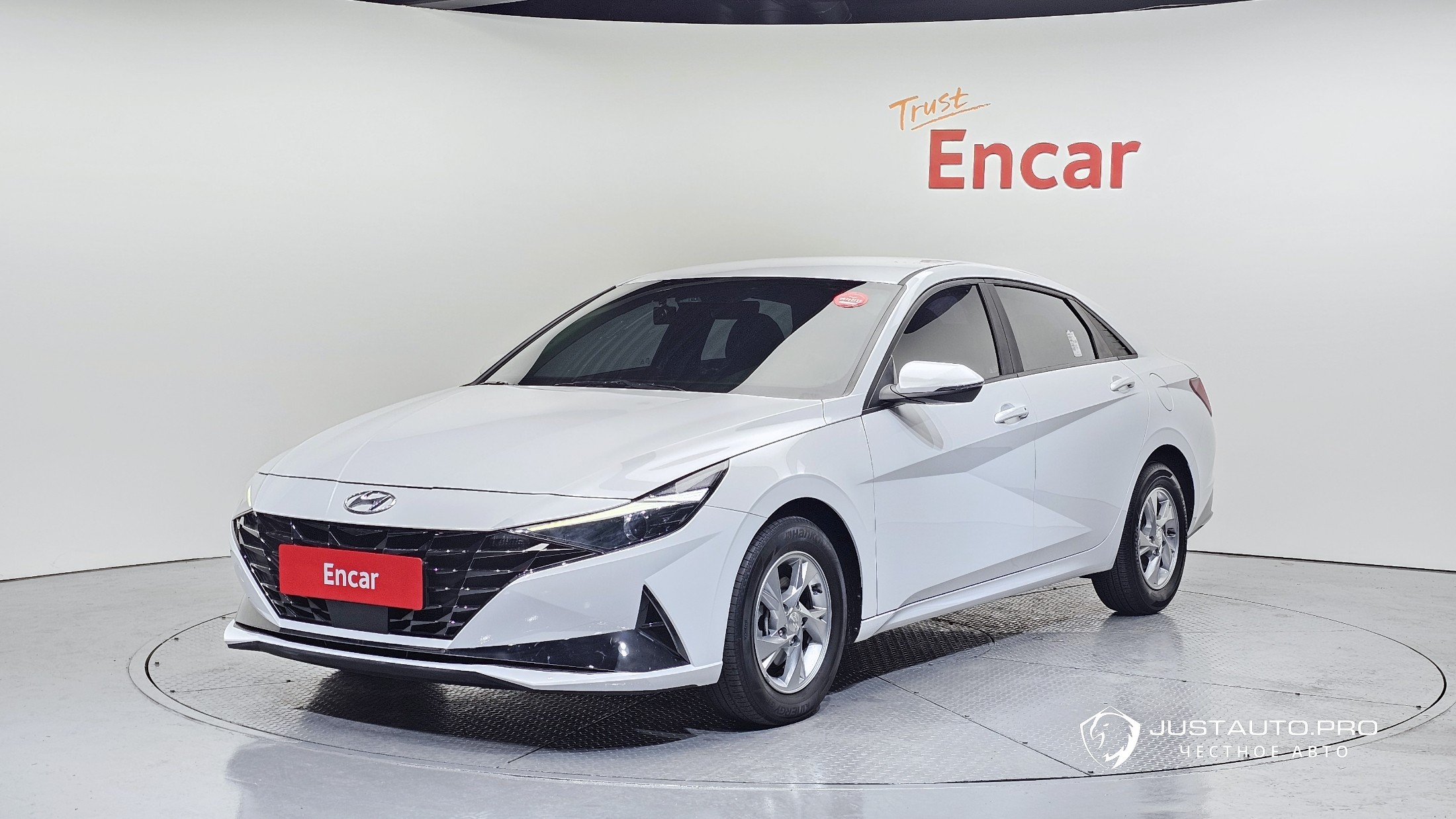 Автомобиль Hyundai AVANTE