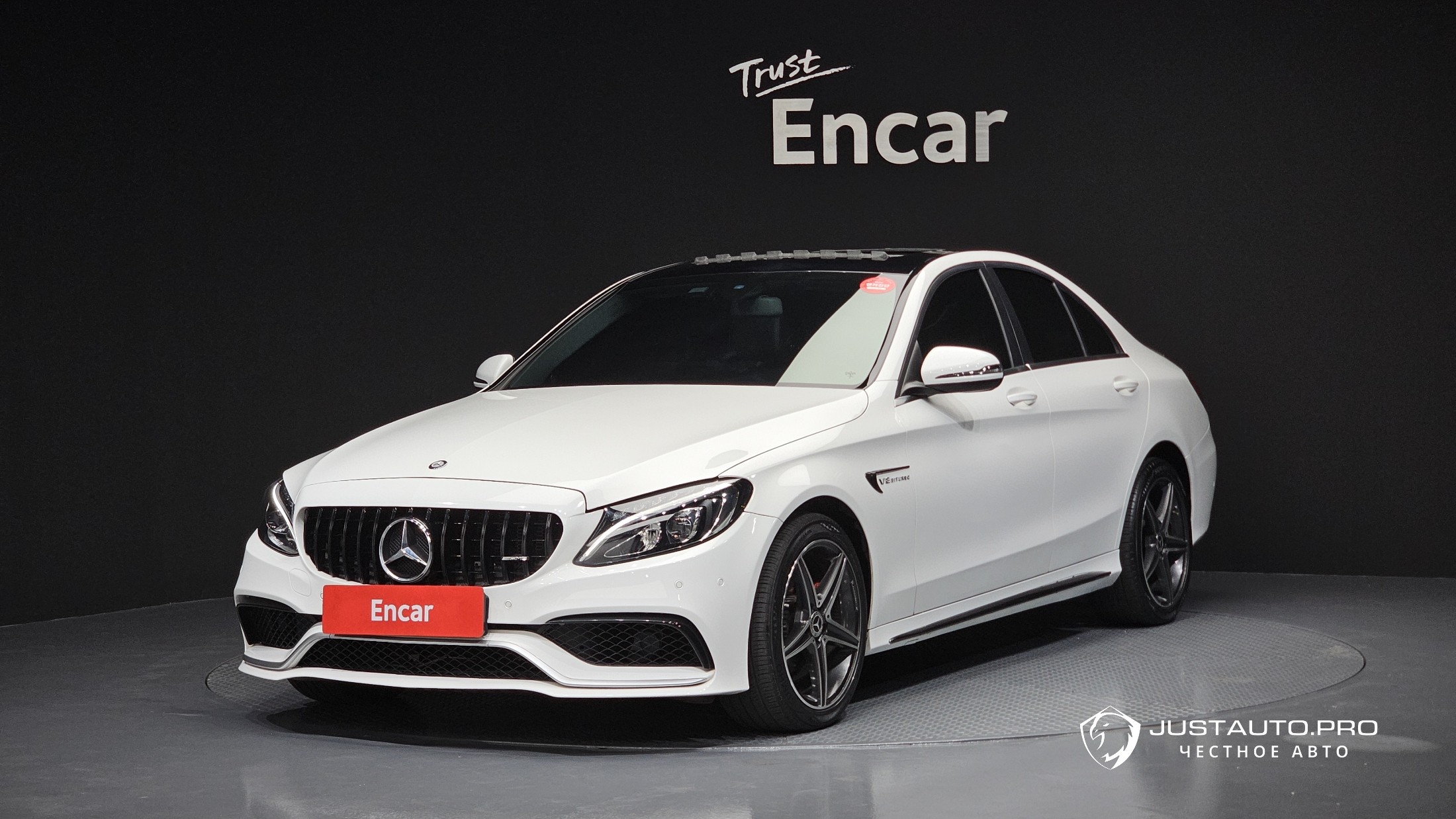 Автомобиль Mercedes-Benz C-Class