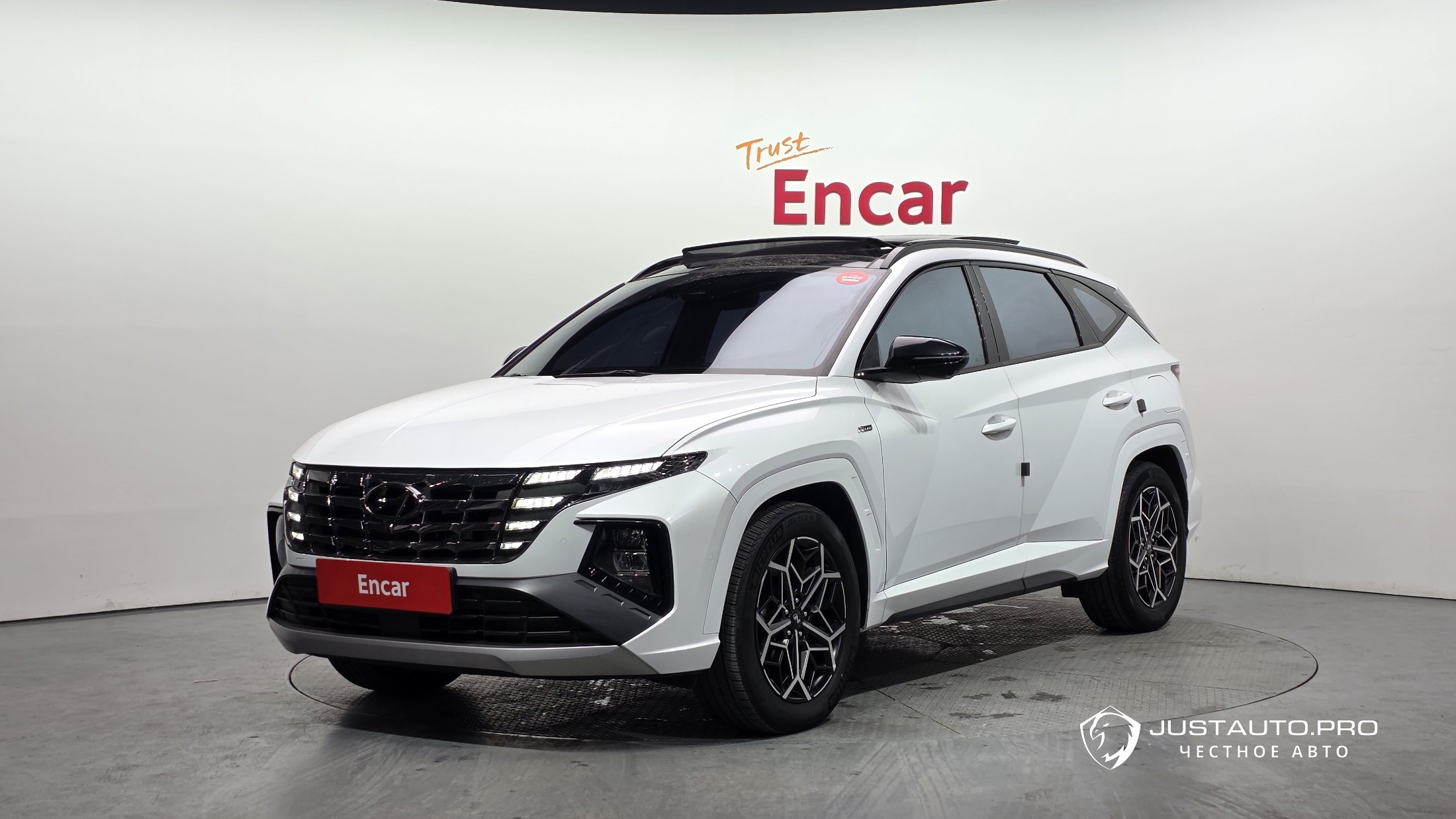 Автомобиль Hyundai Tucson