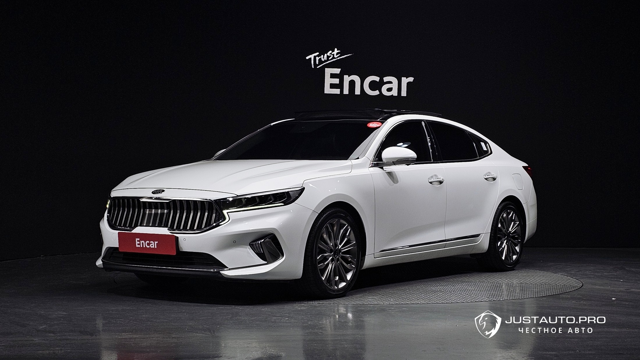 Автомобиль Kia K7