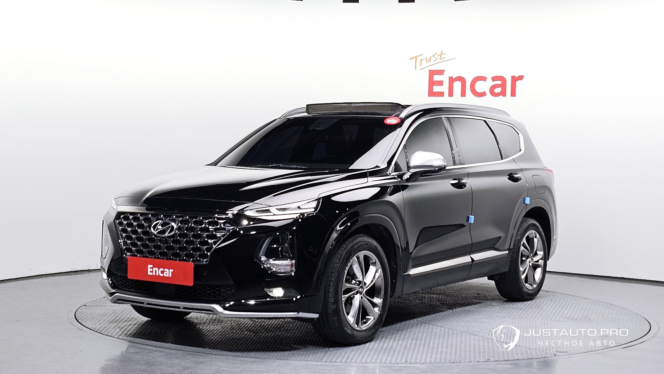 Автомобиль Hyundai Santafe