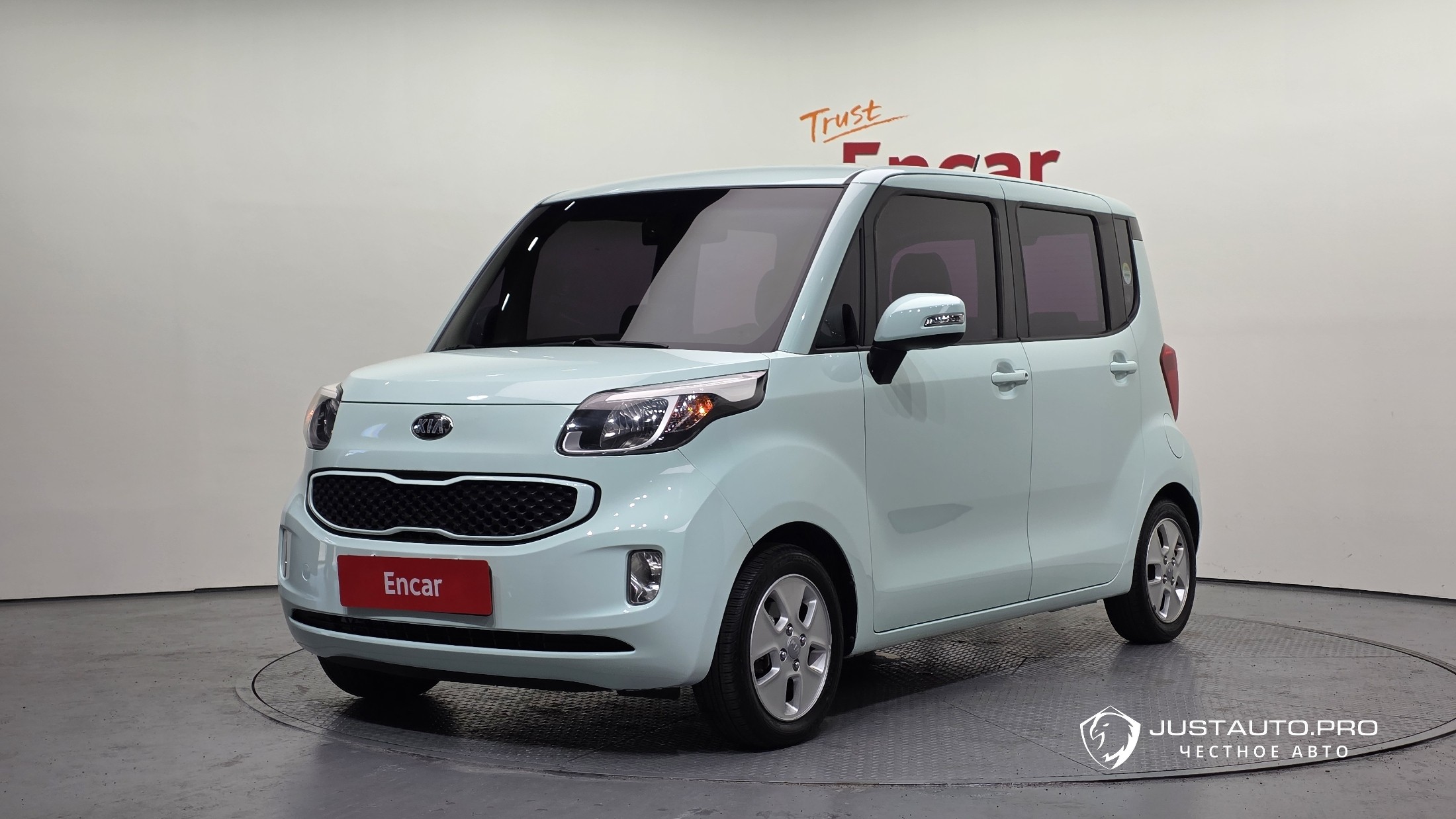 Автомобиль Kia RAY