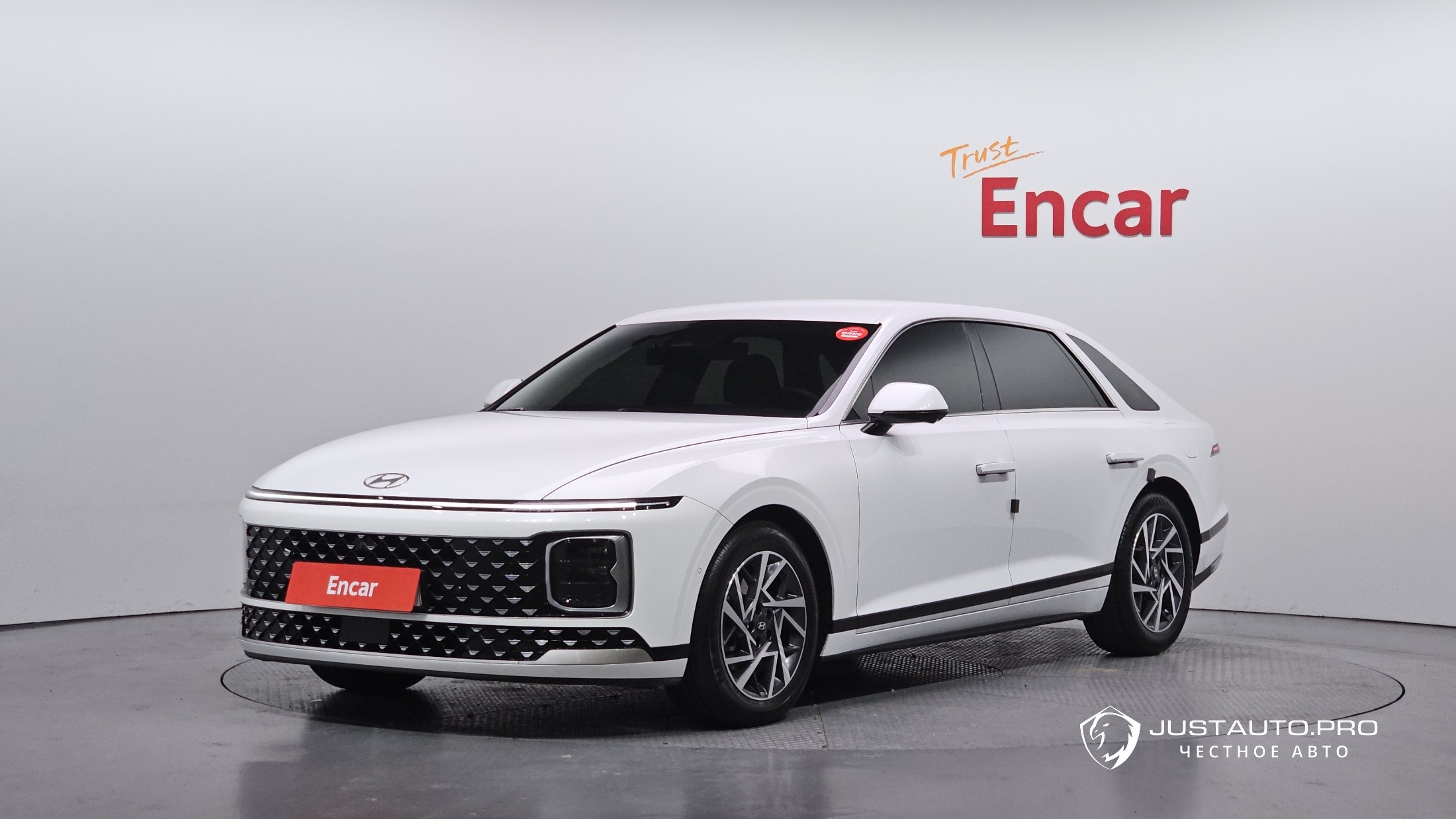 Автомобиль Hyundai Grandeur