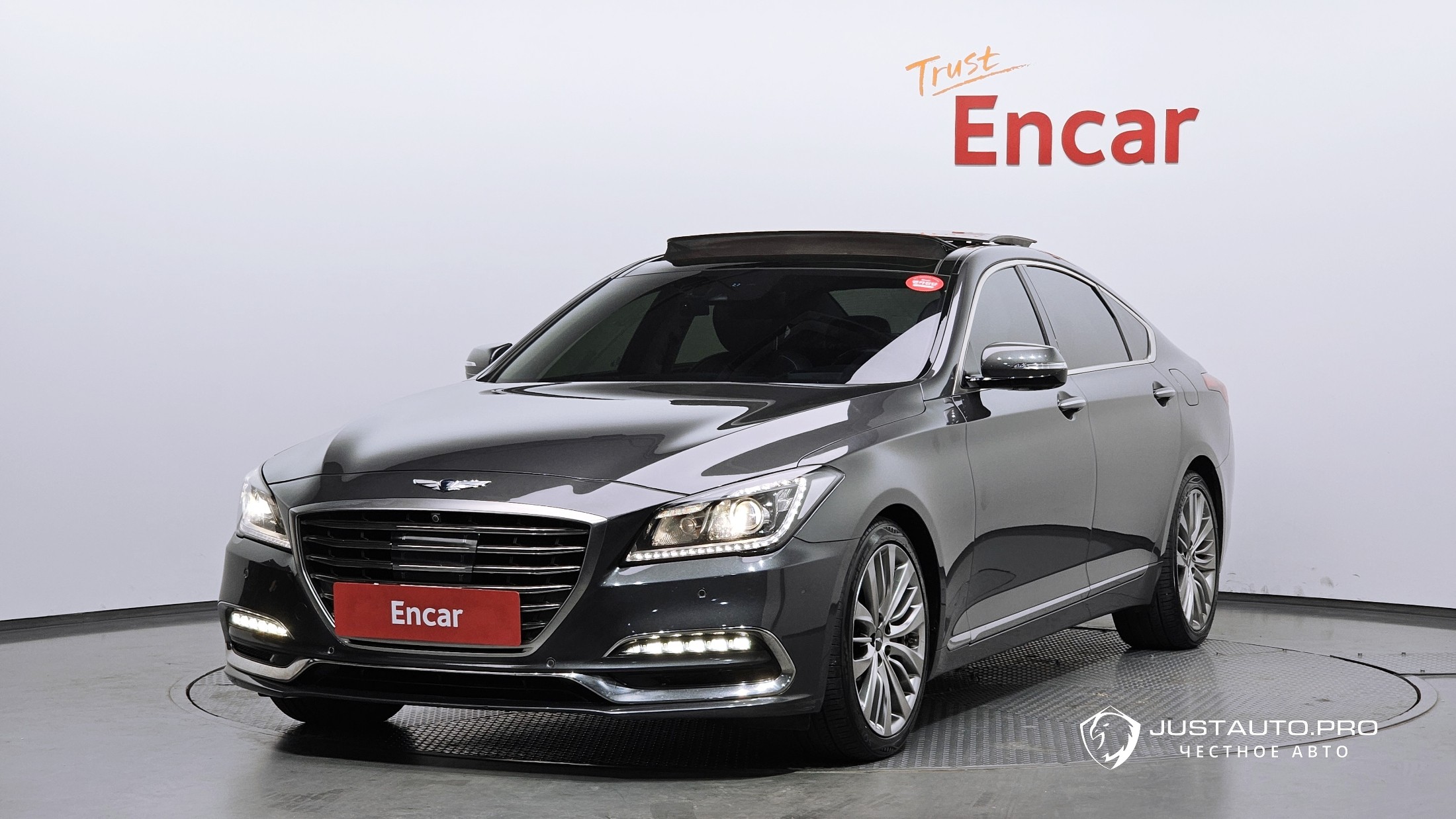 Автомобиль Genesis G80