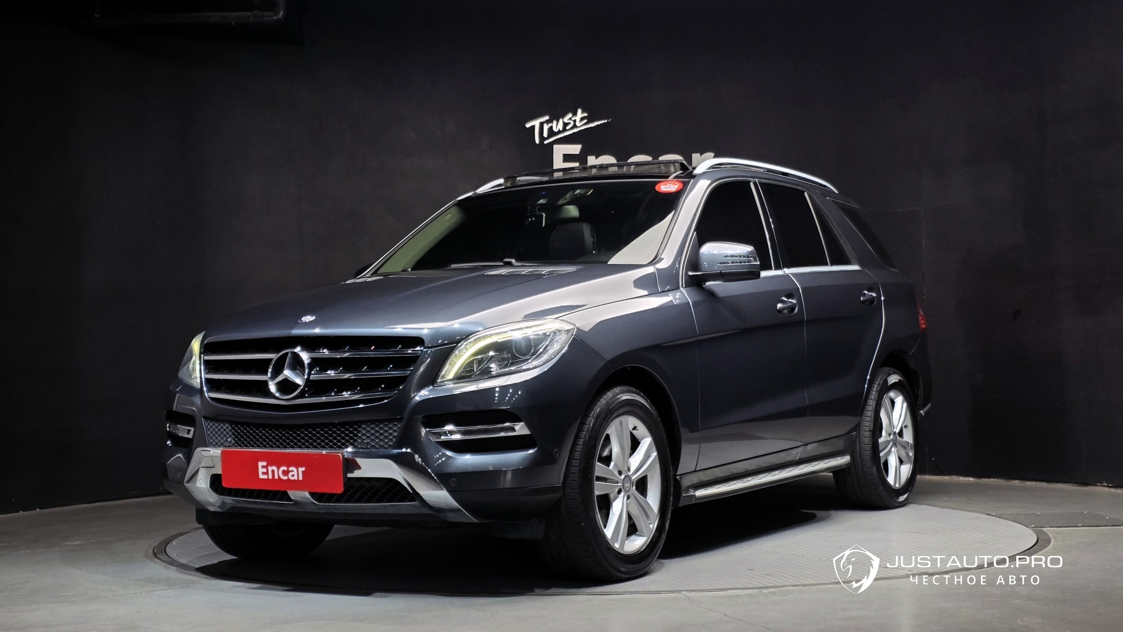 Автомобиль Mercedes-Benz M-class