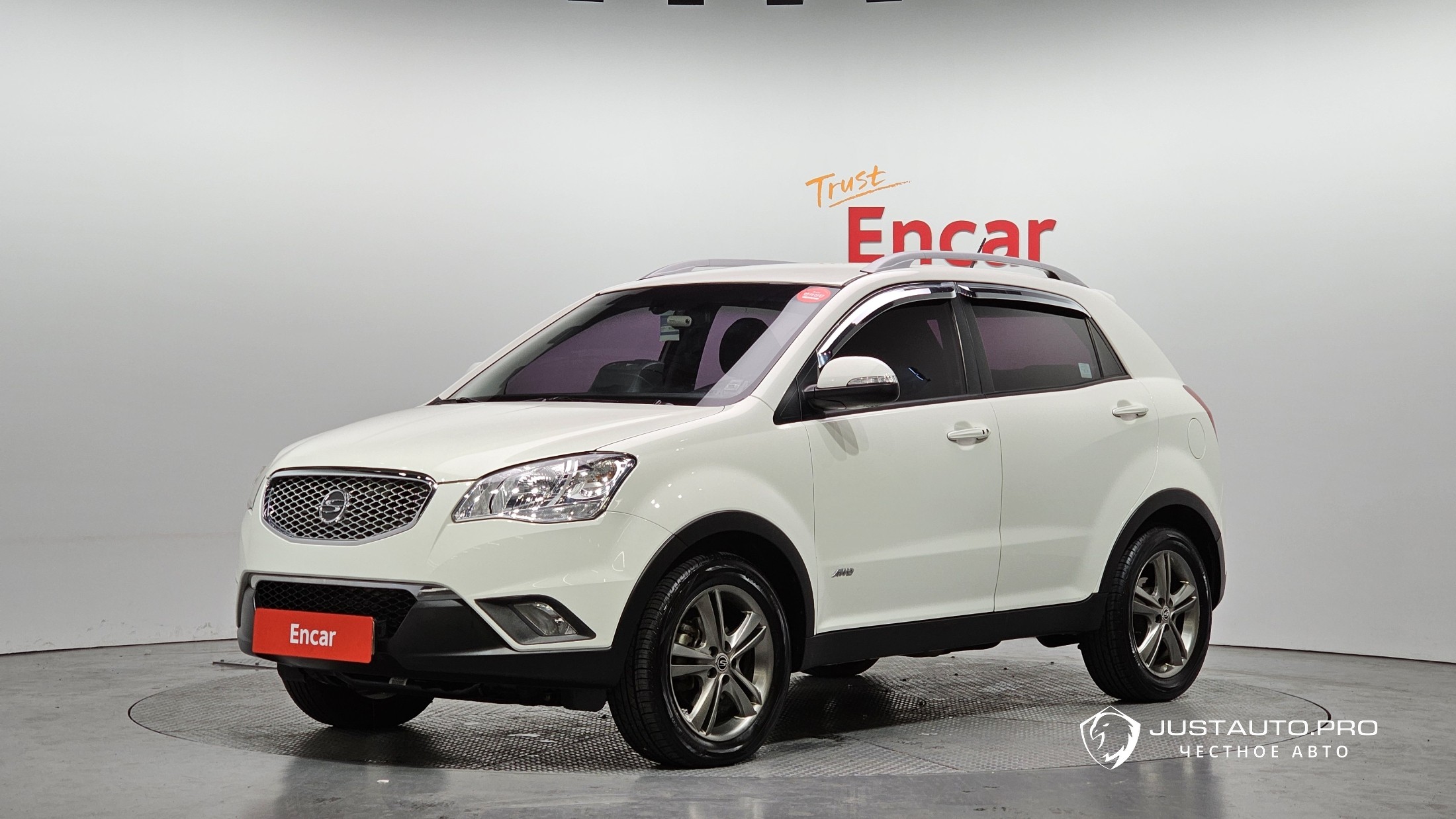 Автомобиль KG_Mobility_Ssangyong KORANDO