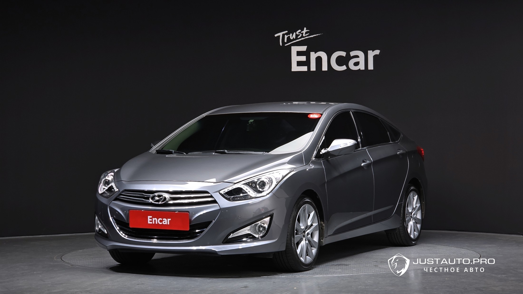 Автомобиль Hyundai i40