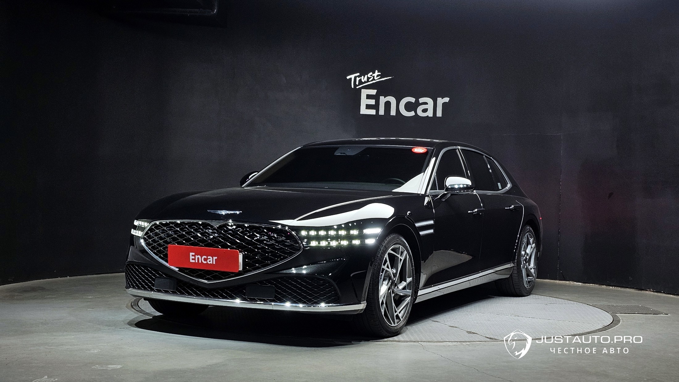 Автомобиль Genesis G90