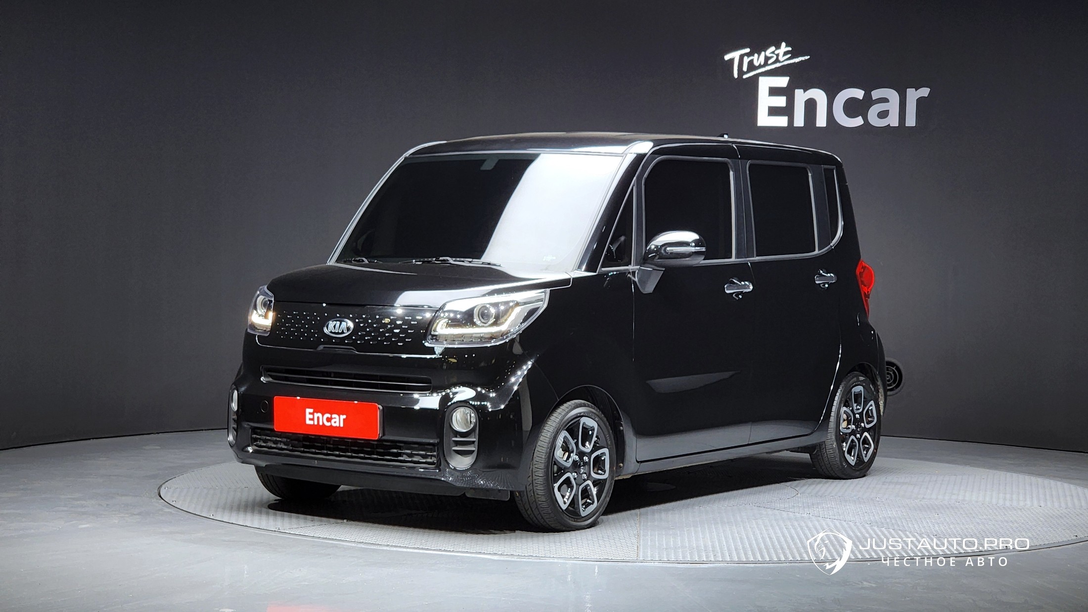 Автомобиль Kia RAY