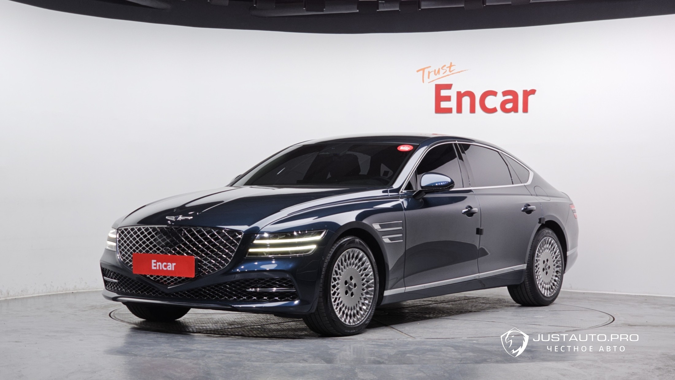 Автомобиль Genesis G80