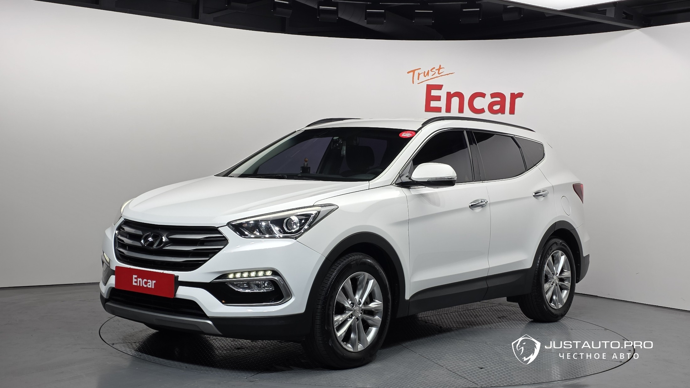 Автомобиль Hyundai Santafe