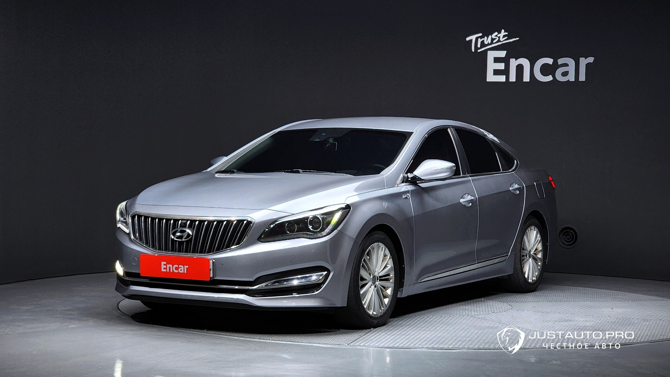 Автомобиль Hyundai Aslan