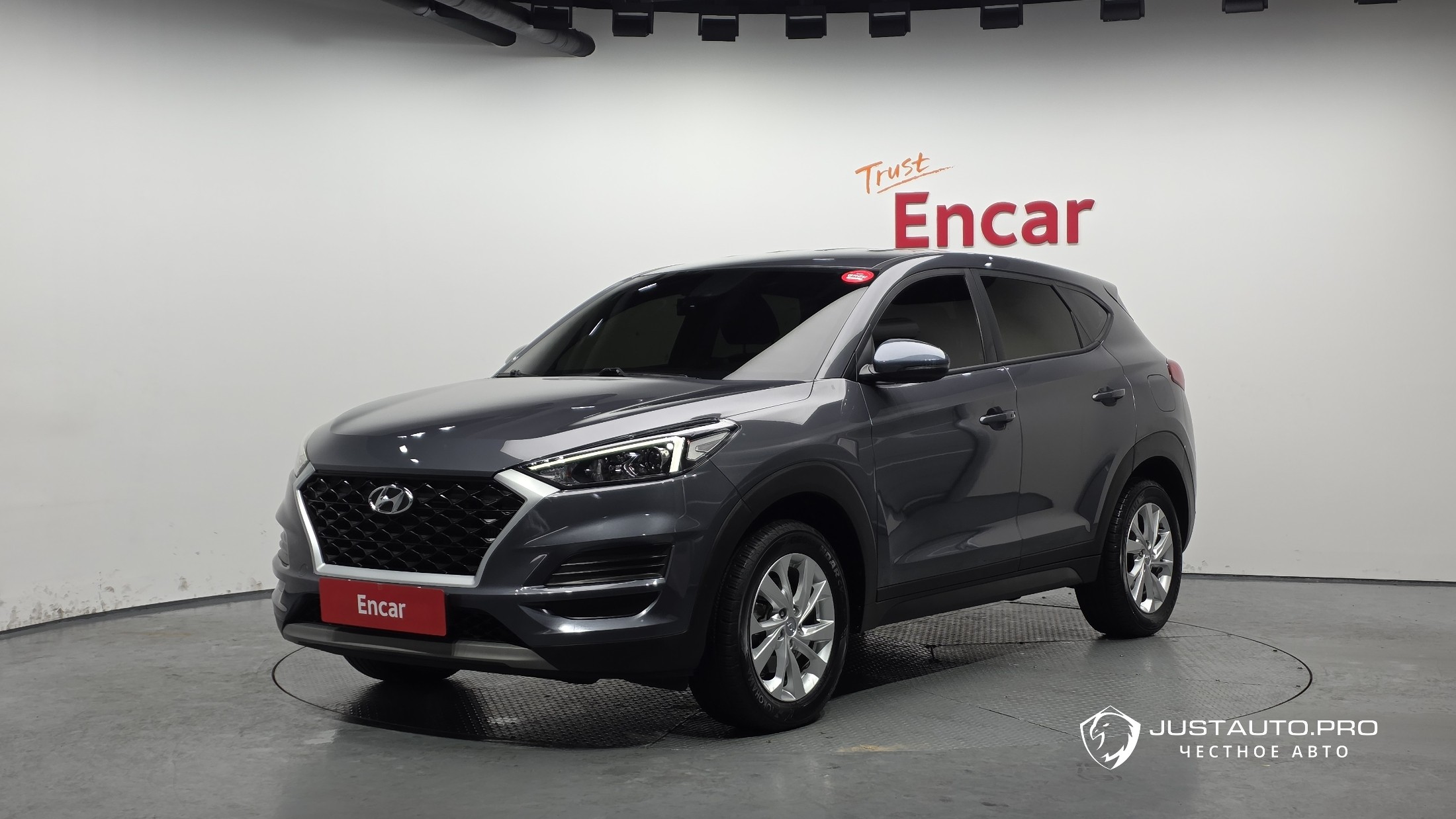 Автомобиль Hyundai Tucson